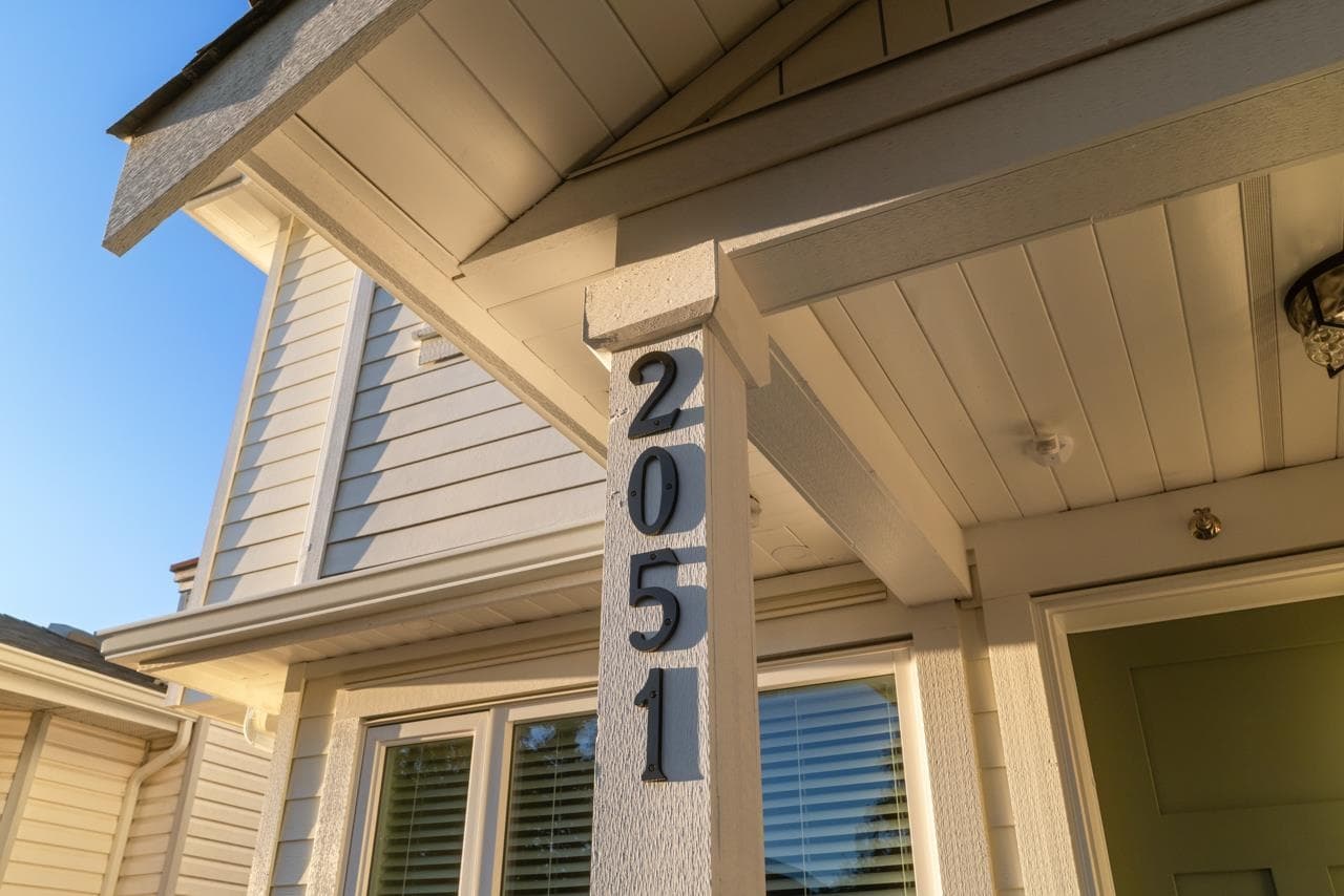 2051 E 4th Avenue, Vancouver, V5N 1K5 — photo 2