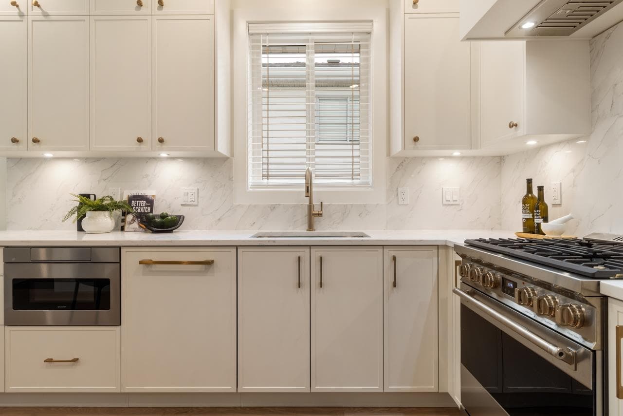2051 E 4th Avenue, Vancouver