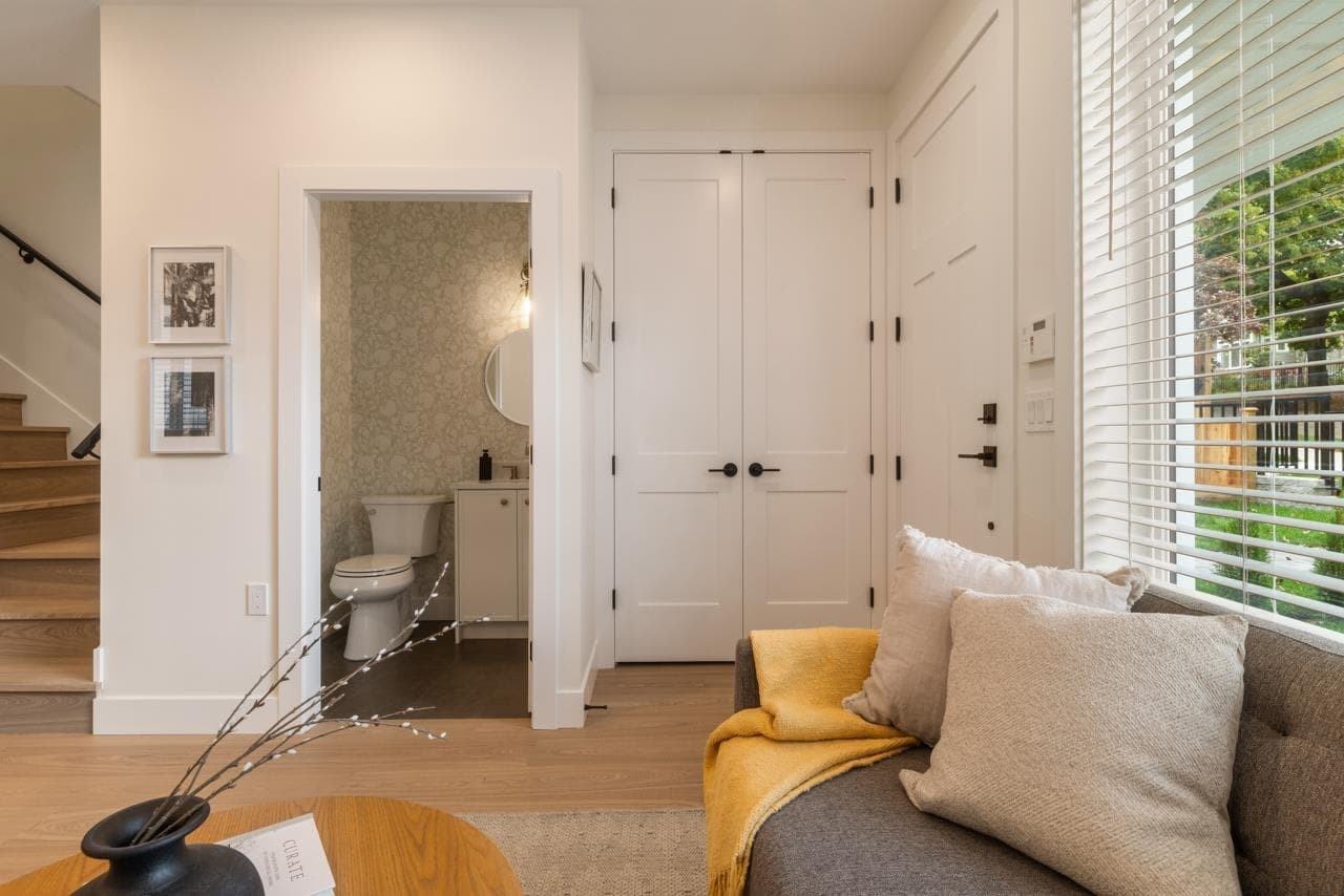 2051 E 4th Avenue, Vancouver, V5N 1K5 — photo 5