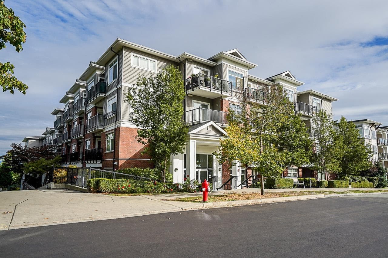 316 - 6480 195a Street, Surrey