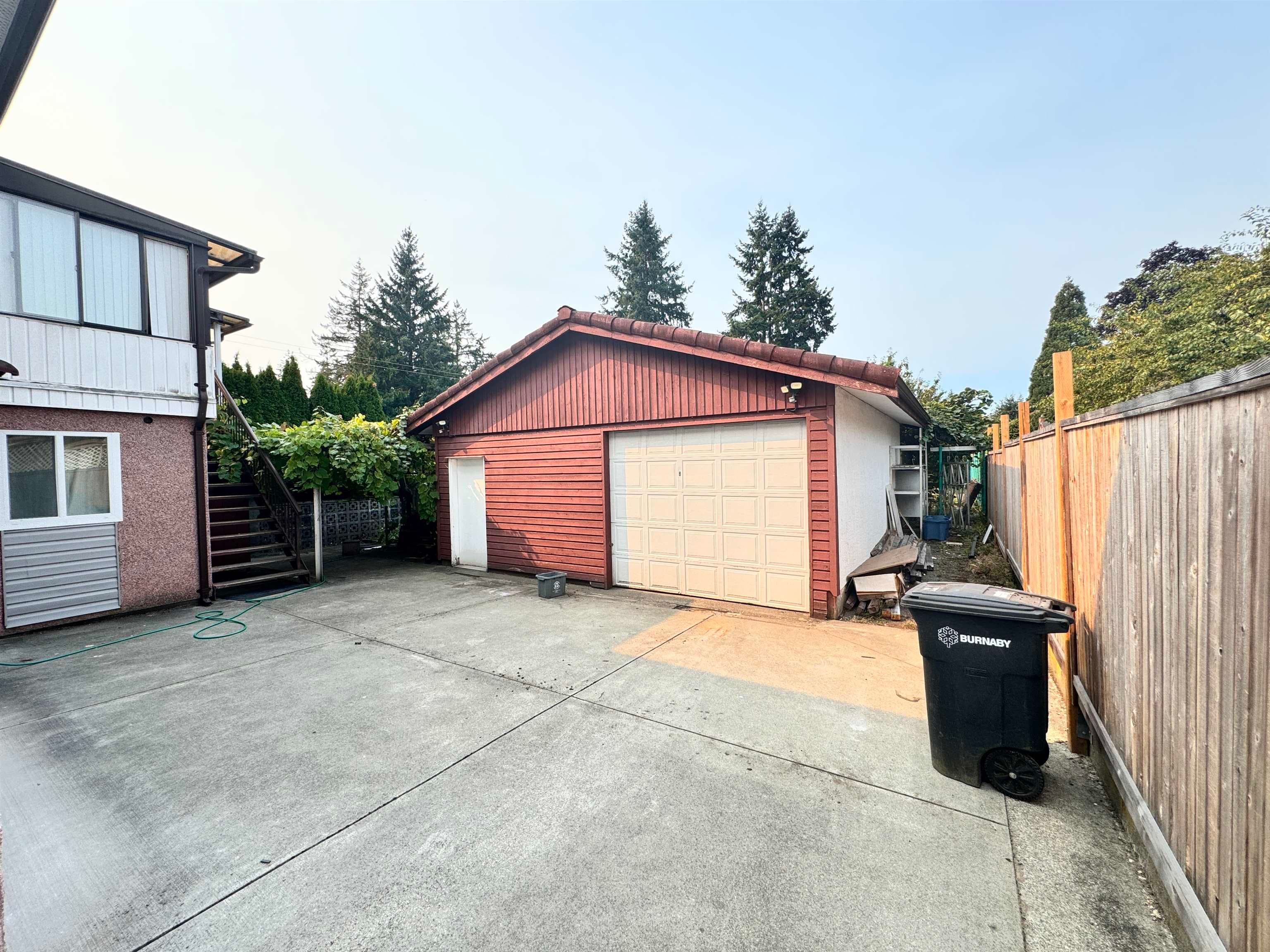 7295 Sussex Avenue, Burnaby, V5J 3V6 — photo 4