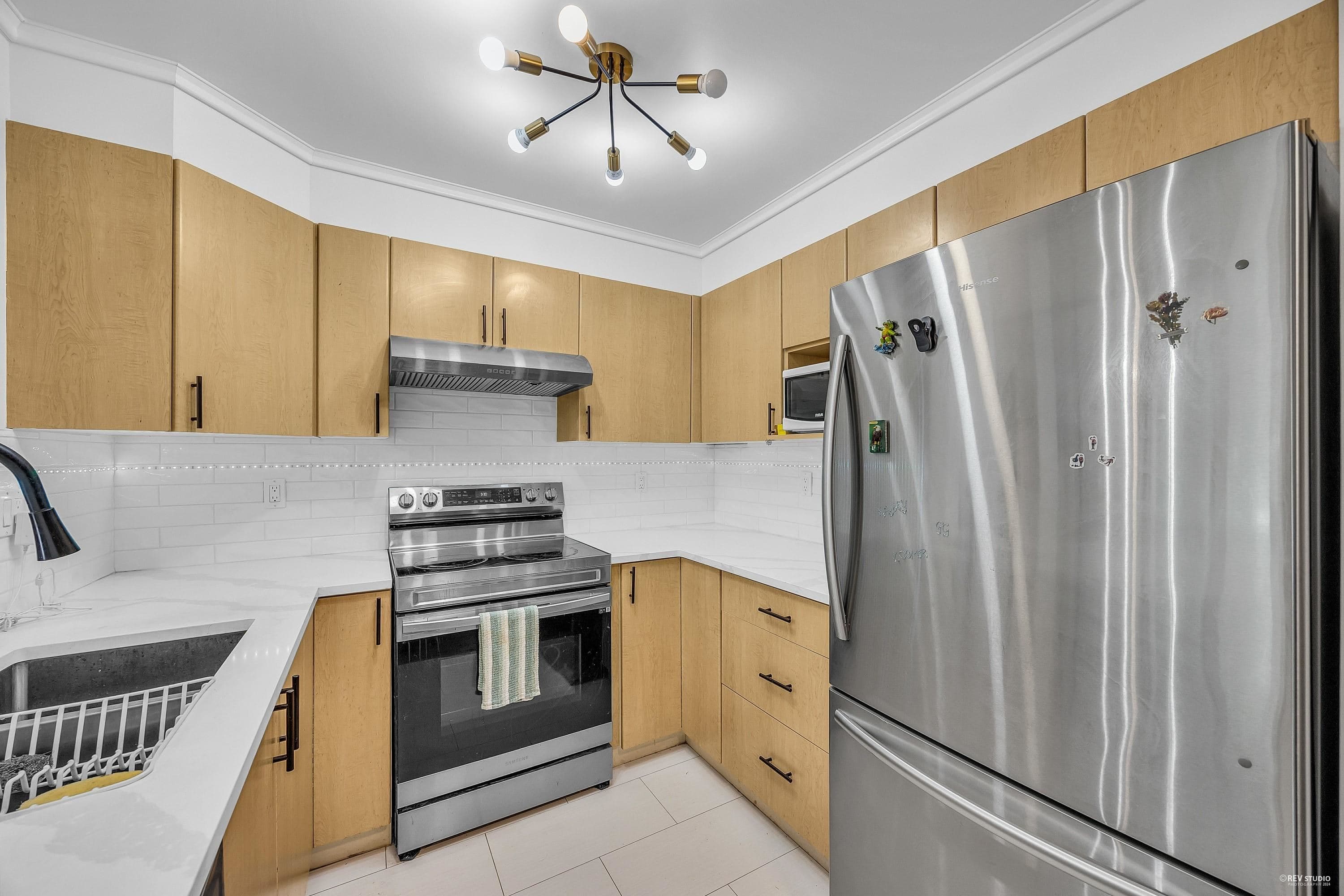 310 - 15220 Guildford Drive, Surrey, V3R 0Y6 — photo 5