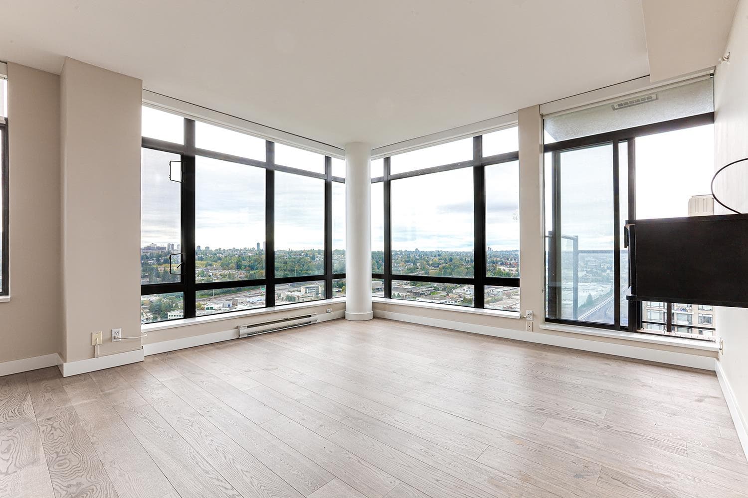 3002 - 2355 Madison Avenue, Burnaby, V5C 0B3 — photo 2