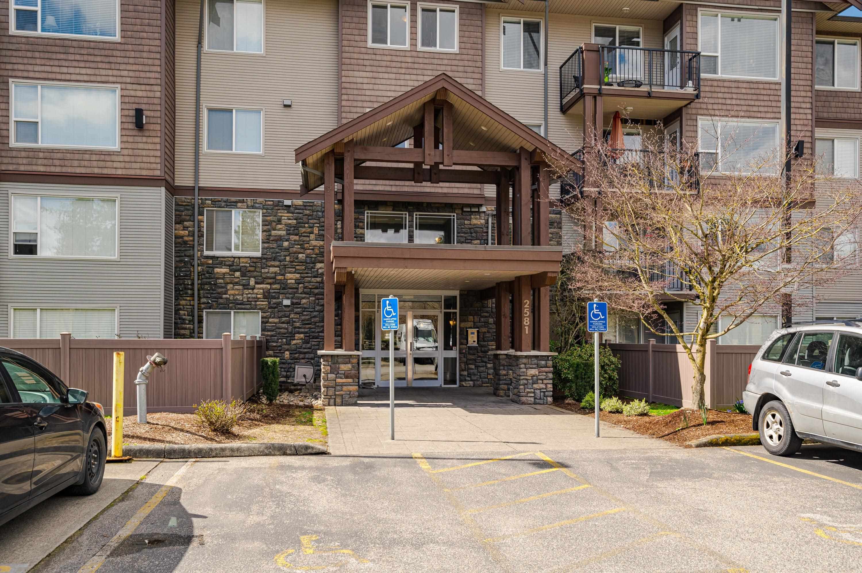 111 - 2581 Langdon Street, Abbotsford, V2T 7A3 — photo 2