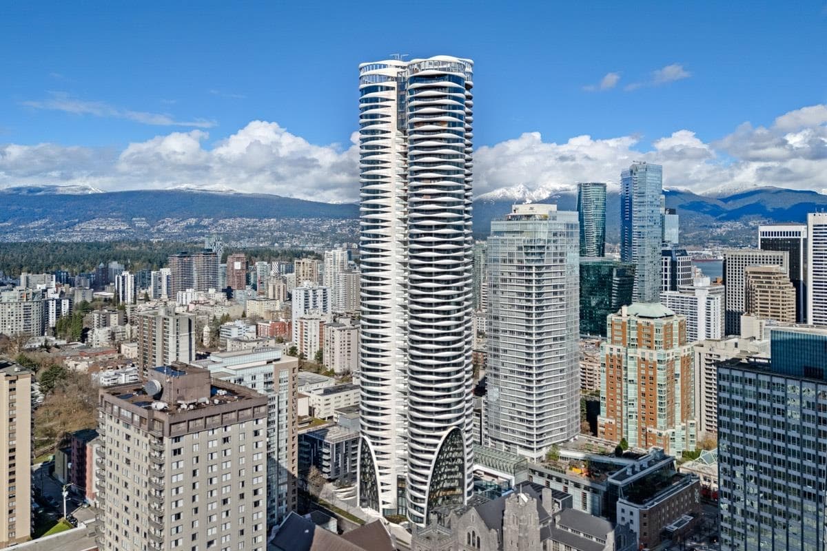 2406 - 1033 Nelson Street, Vancouver, V6E 0E5 — photo 1