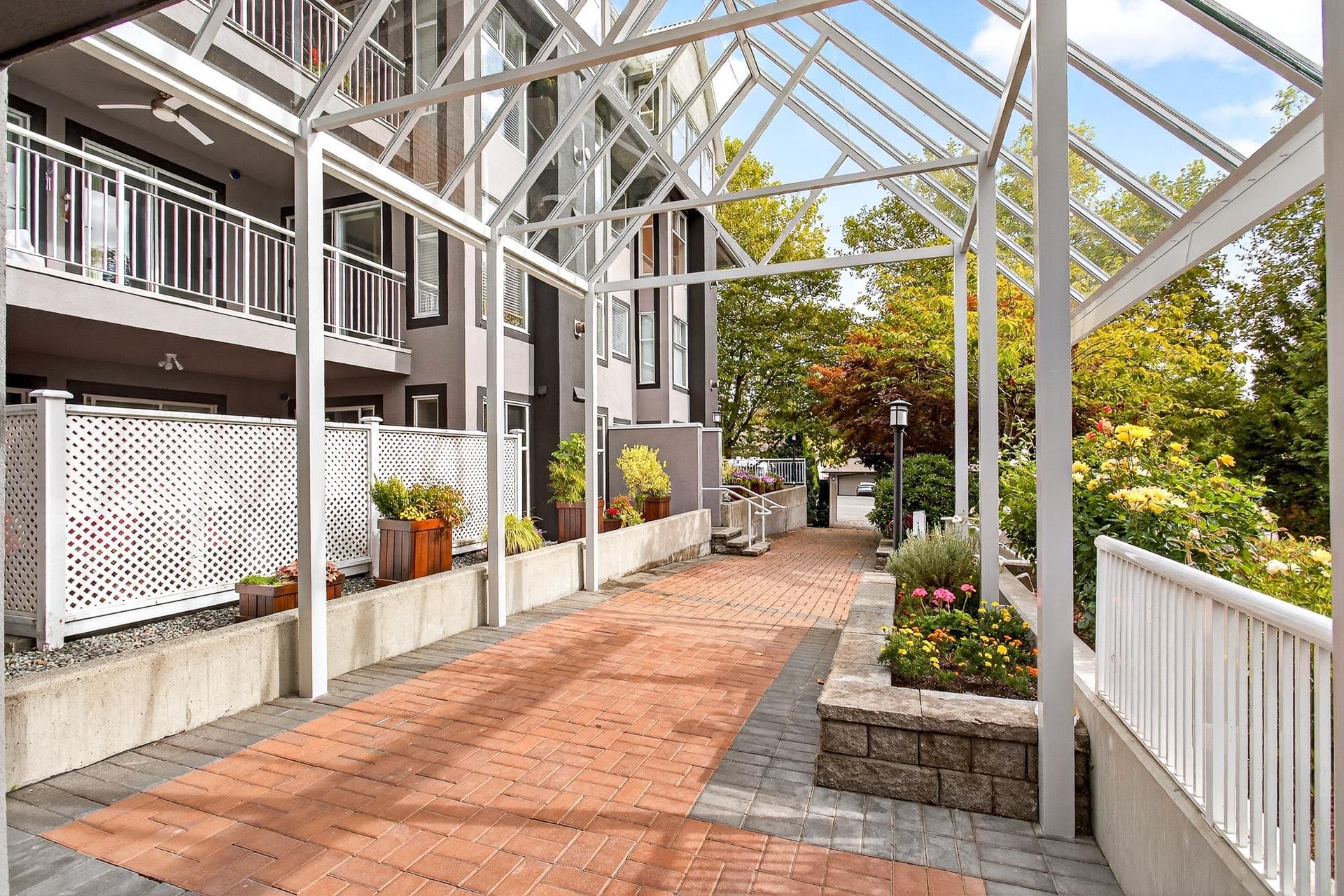 304 - 11609 227 Street, Maple Ridge, V2X 2L9 — photo 4