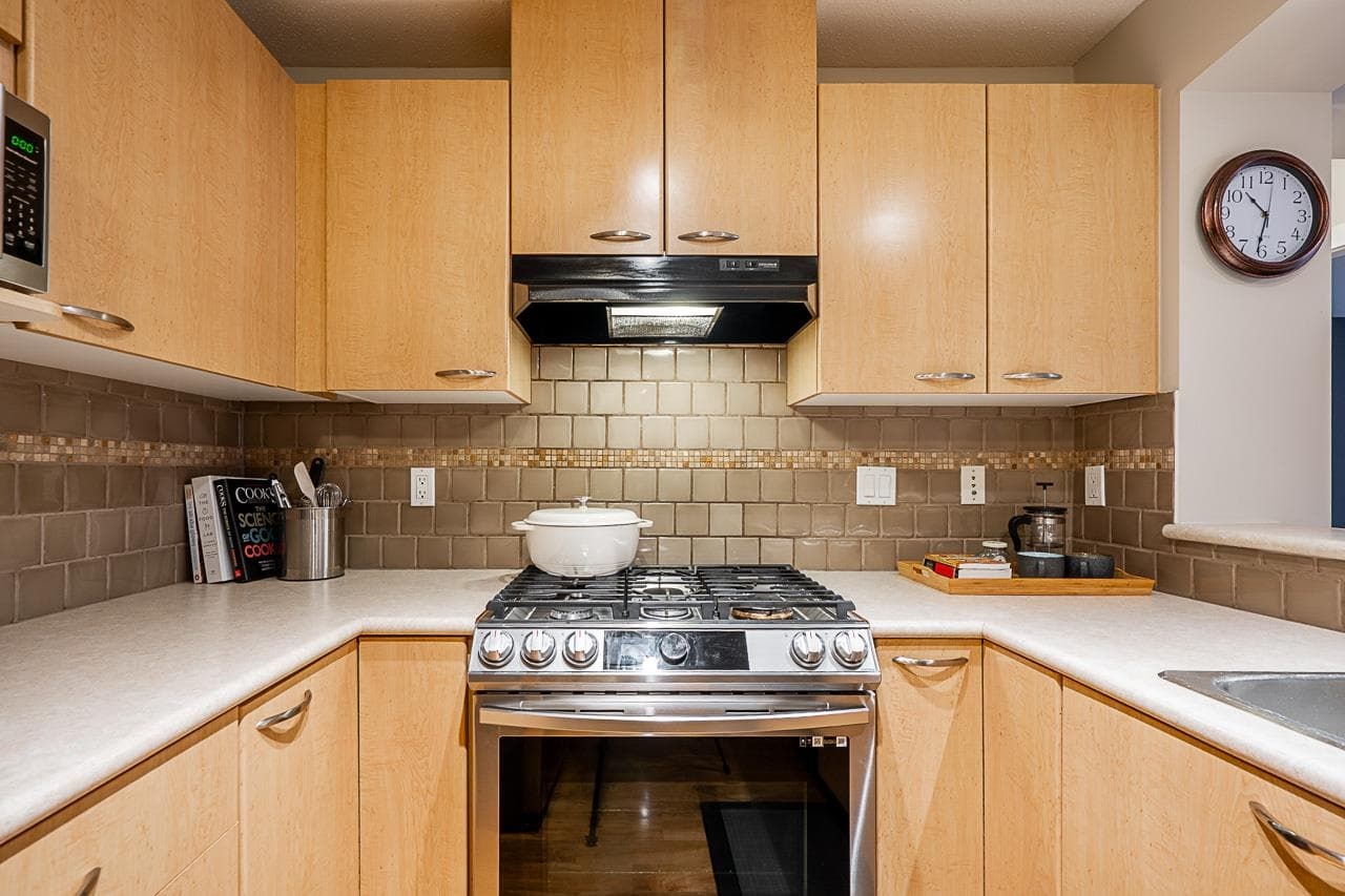 211 - 2958 Silver Springs Boulevard, Coquitlam, V3E 3R9 — photo 3
