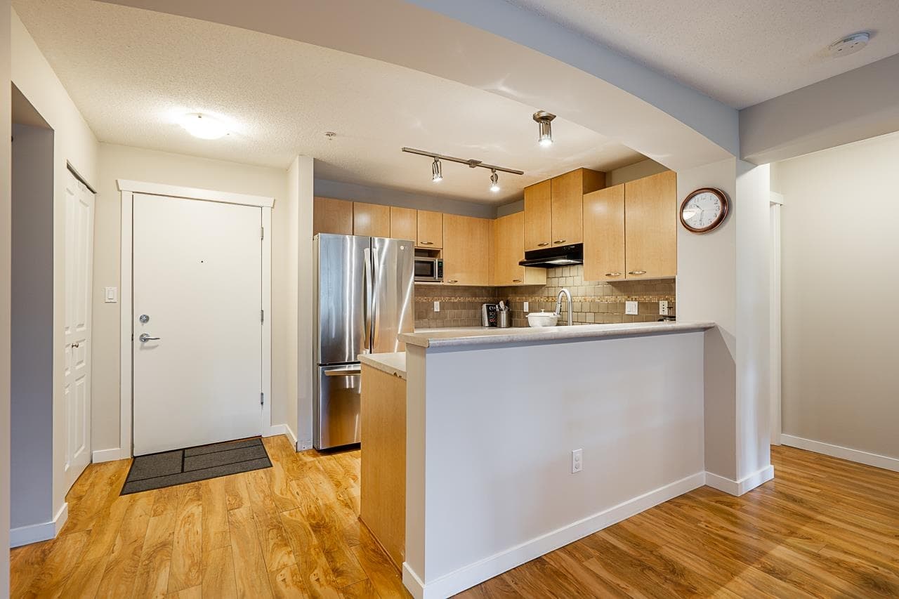 211 - 2958 Silver Springs Boulevard, Coquitlam, V3E 3R9 — photo 4