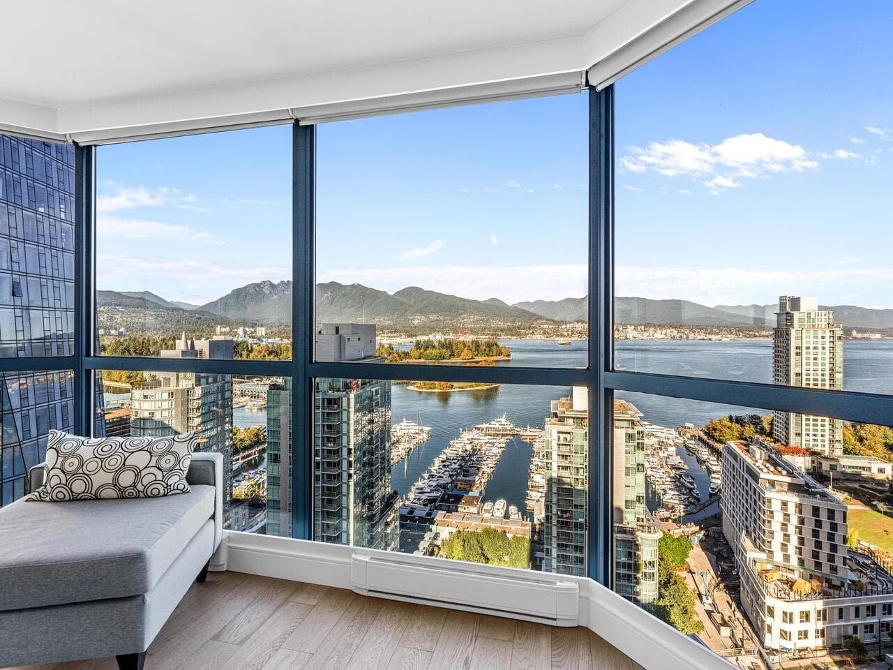 2302 - 1415 West Georgia Street, Vancouver