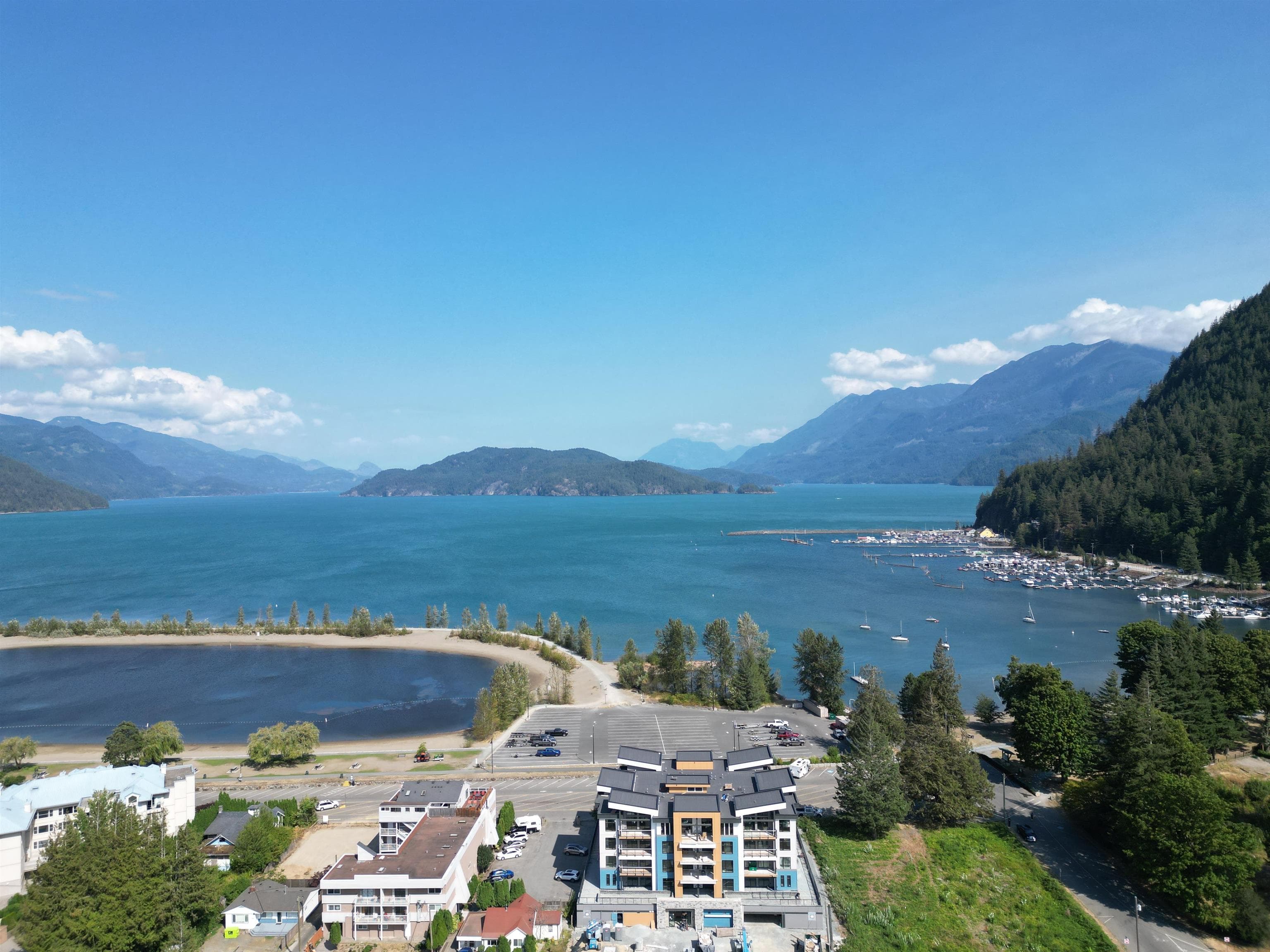 106 - 470 Esplanade Avenue, Harrison Hot Springs