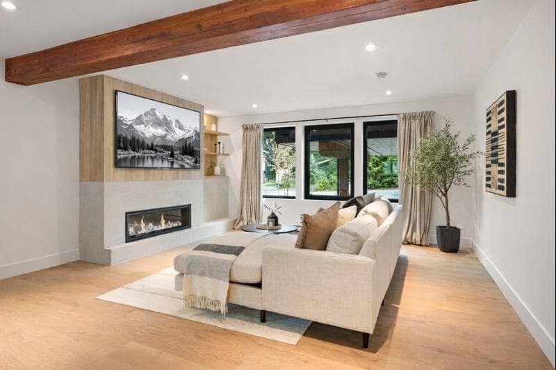 3005 Brio Entrance, Whistler, V8E 0B8 — photo 2