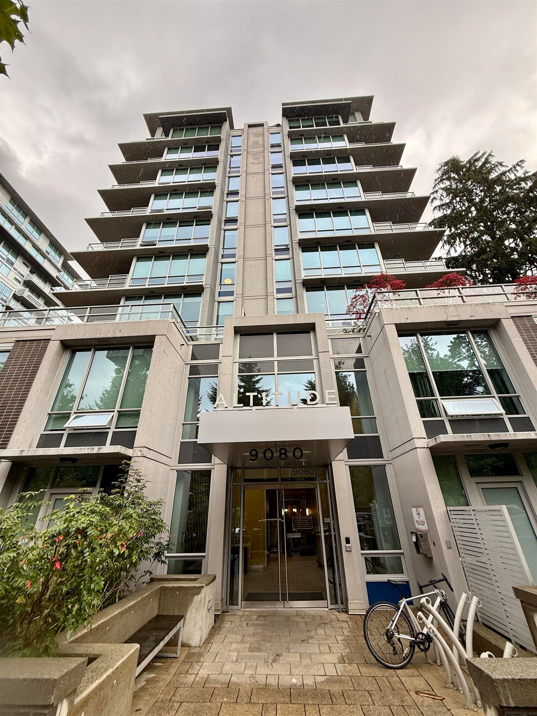 706 - 9080 University Crescent, Burnaby, V5A 0B7 — photo 3