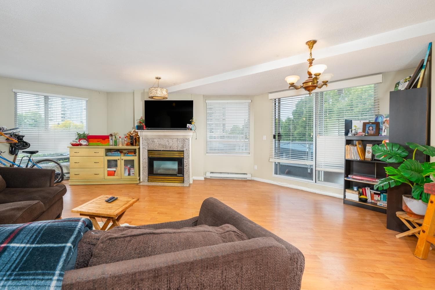 405 - 1185 Quayside Drive, New Westminster, V3M 6T8 — photo 2