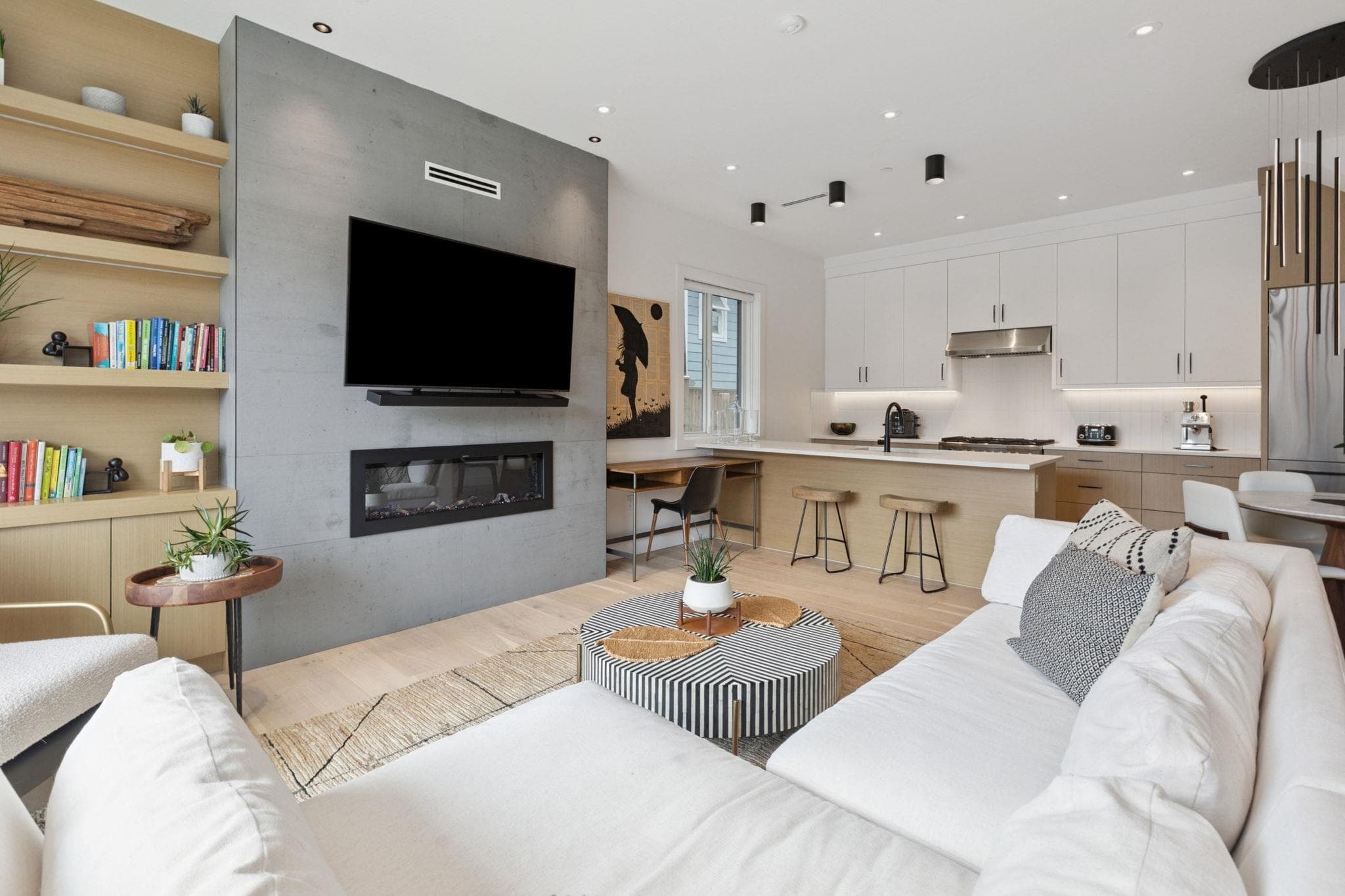 1 - 1621 E 11th Avenue, Vancouver, V5N 1Y8 — photo 4