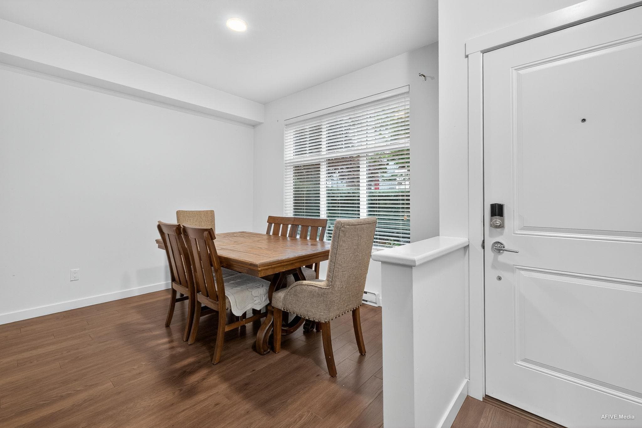 37 - 8130 136a Street, Surrey, V3W 1H9 — photo 5