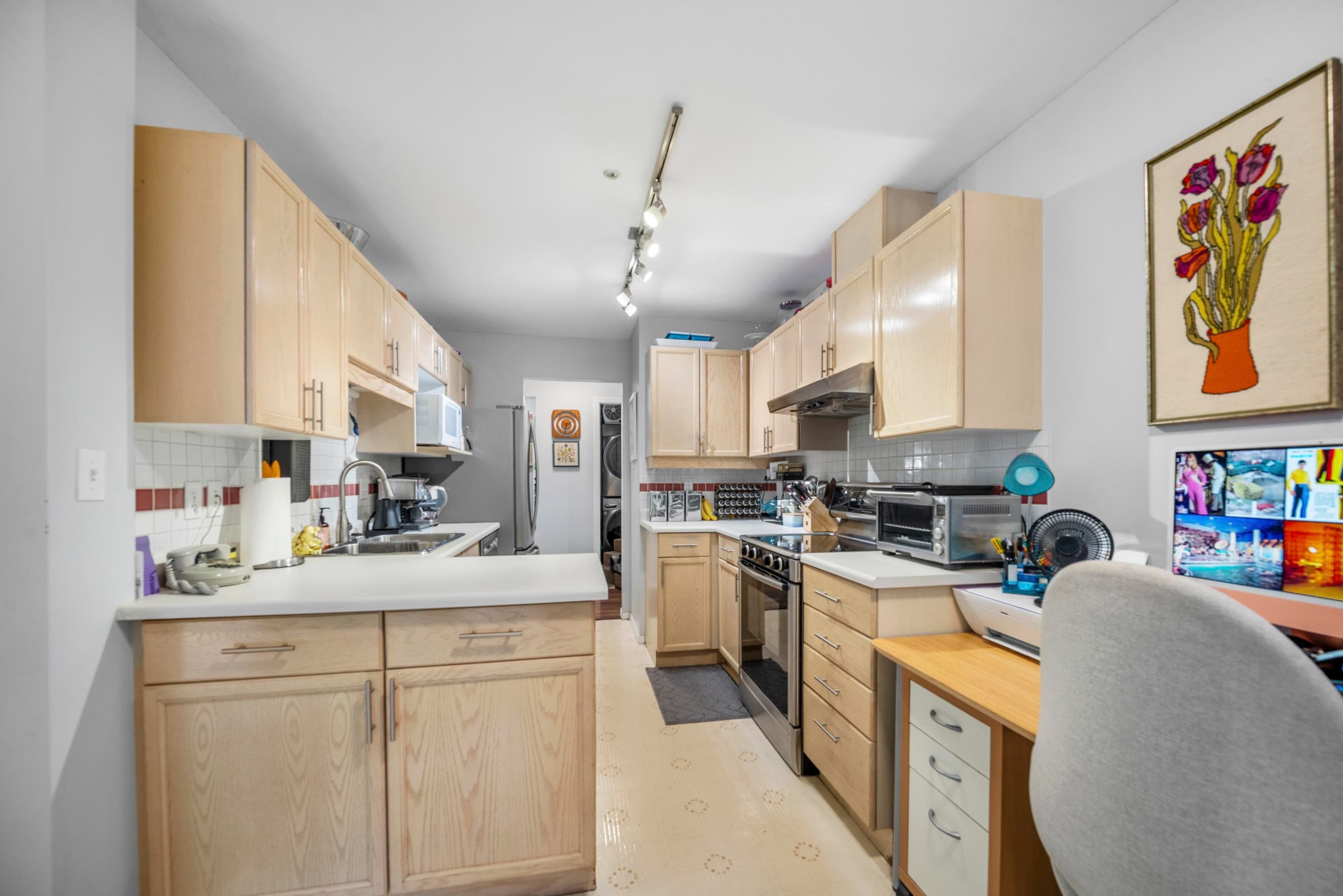 306 - 3400 SE Marine Drive, Vancouver, V5S 4P8 — photo 5