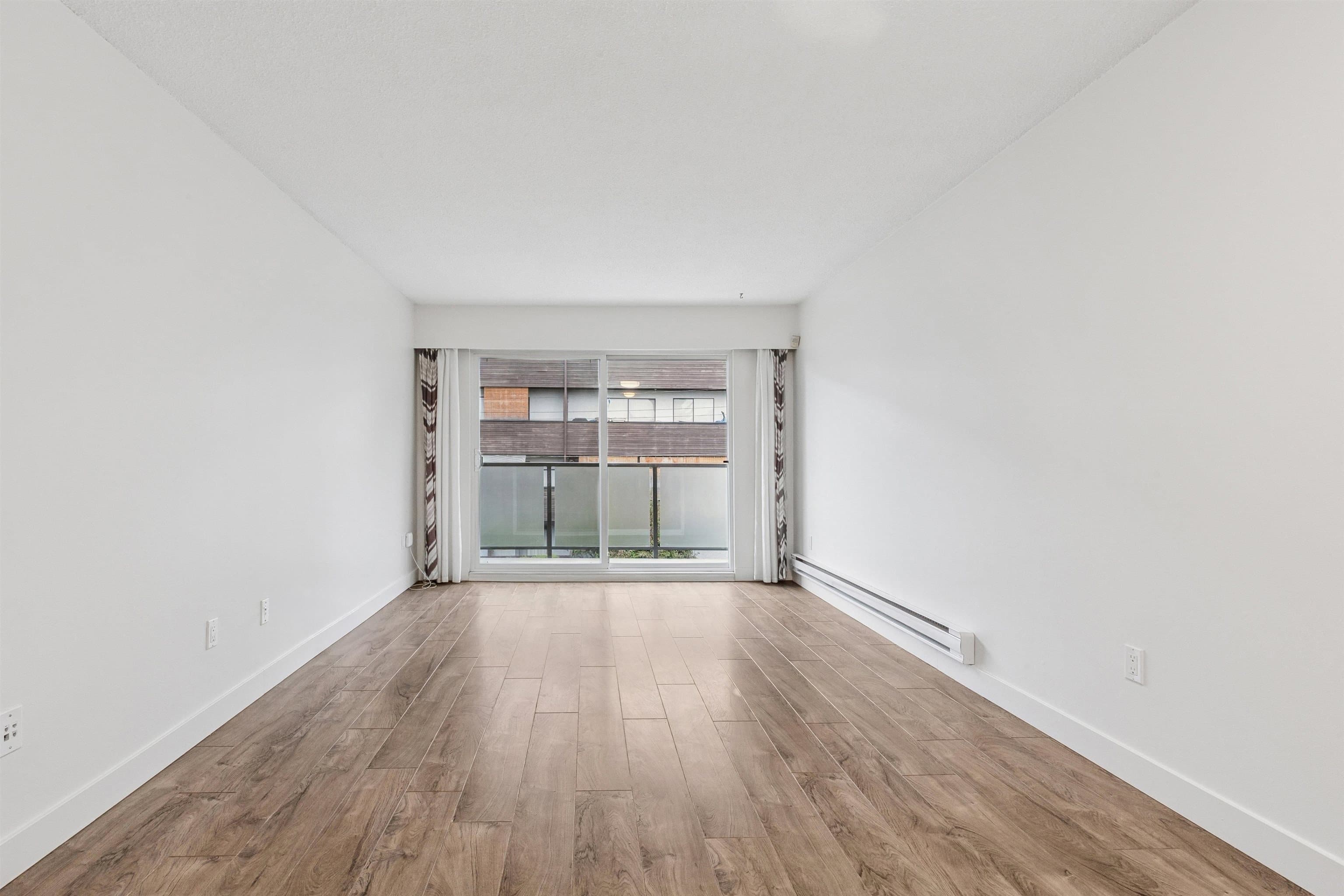 306 - 212 Forbes Avenue, North Vancouver, V7M 3E5 — photo 2