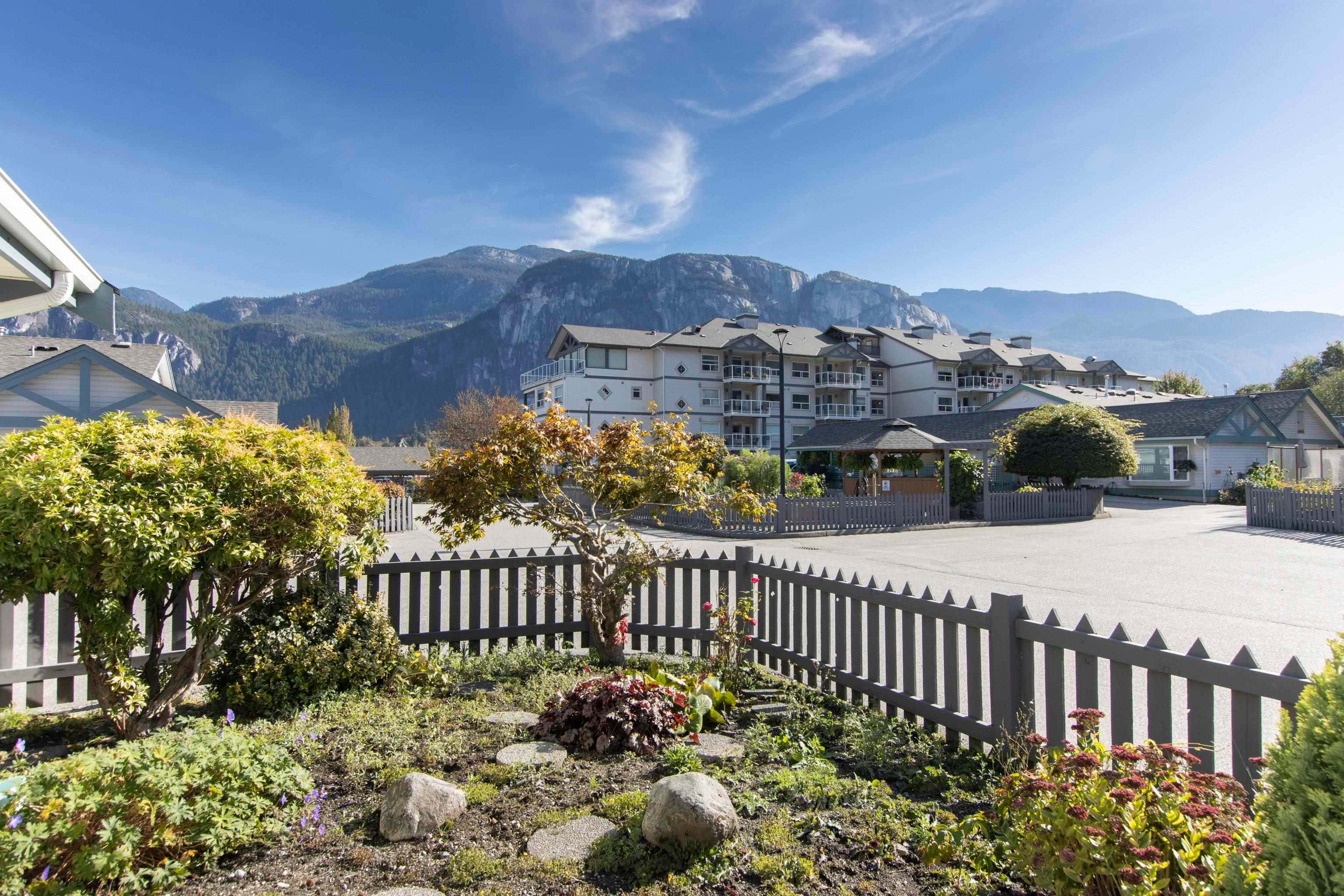 13 - 1201 Pemberton Avenue, Squamish, V8B 0J7 — photo 2