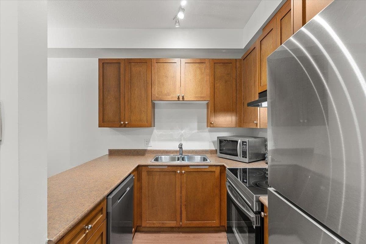 214 - 13277 108th Avenue, Surrey, V3T 0A9 — photo 2