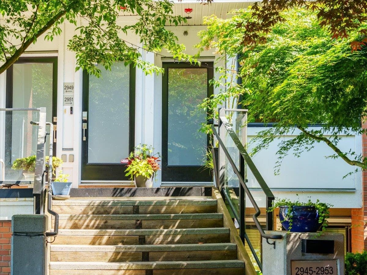 2953 Wall Street, Vancouver, V5K 0A6 — photo 2