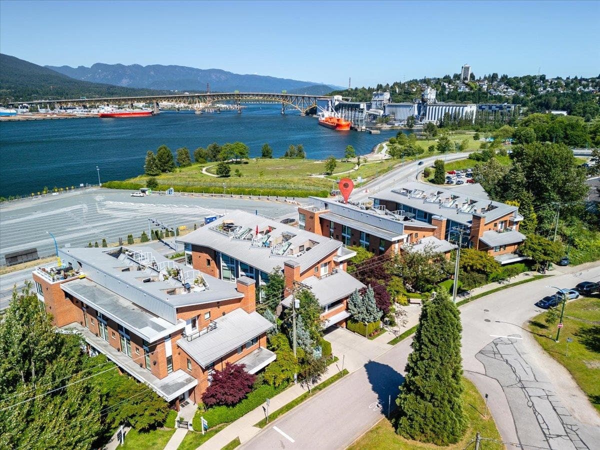 2953 Wall Street, Vancouver