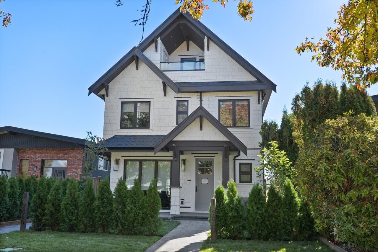 1 - 2680 E 5th Avenue, Vancouver