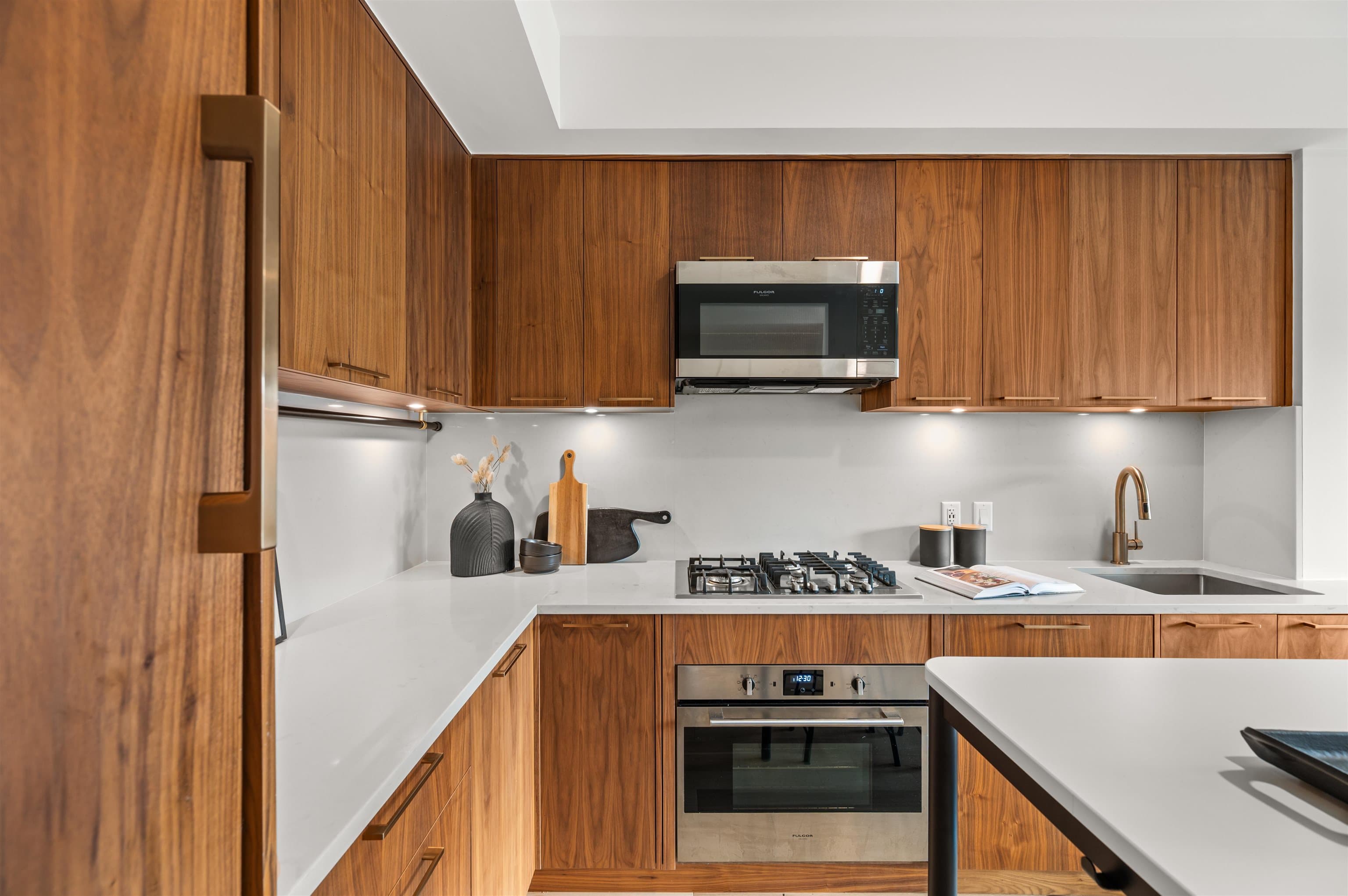 402 - 2550 Garden Drive, Vancouver, V5N 4X6 — photo 5