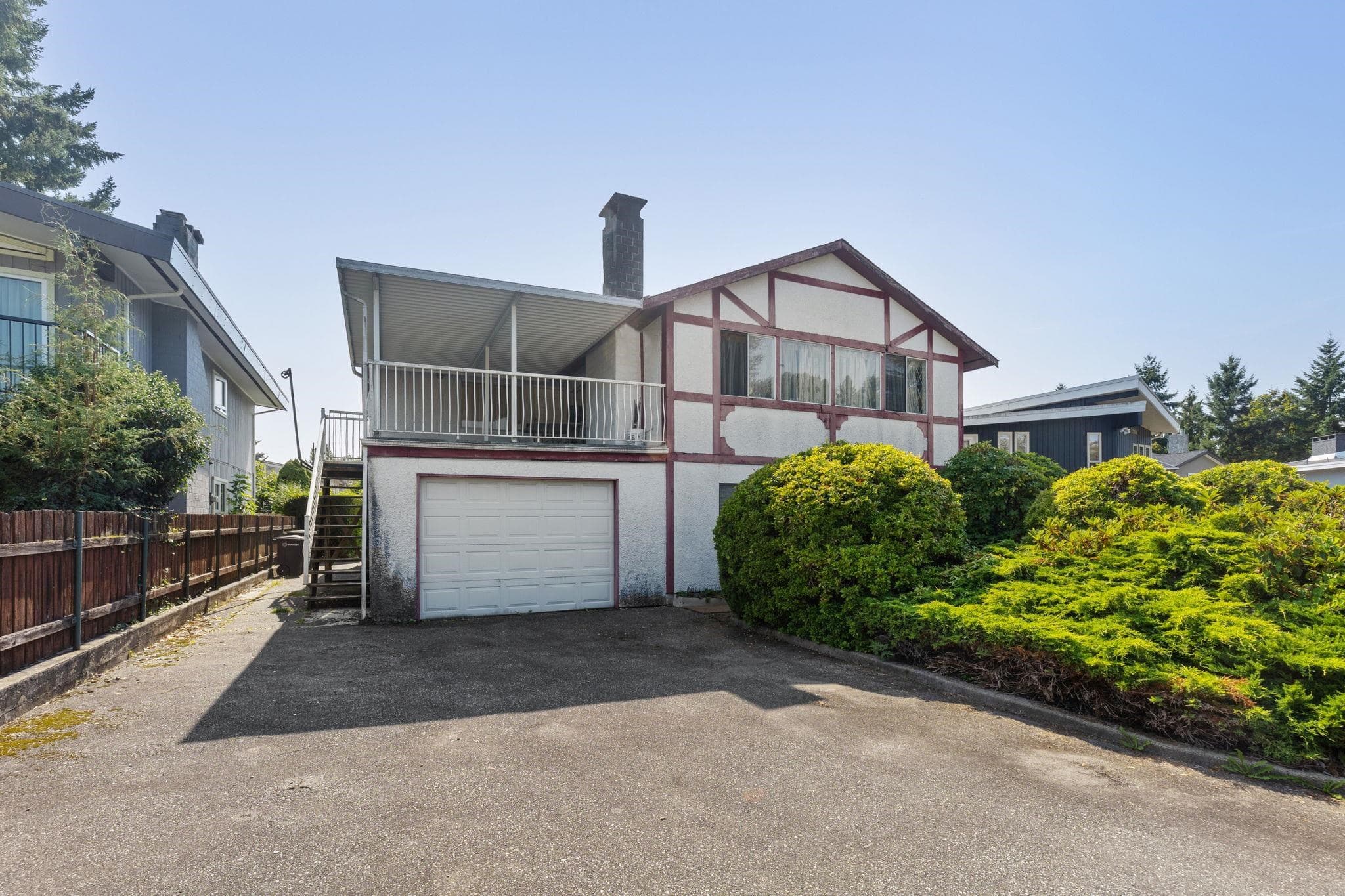 920 Everett Crescent, Burnaby — sold