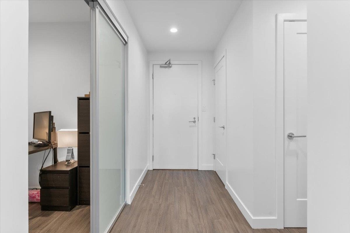 509 - 2311 Beta Avenue, Burnaby, V5C 0M1 — photo 4