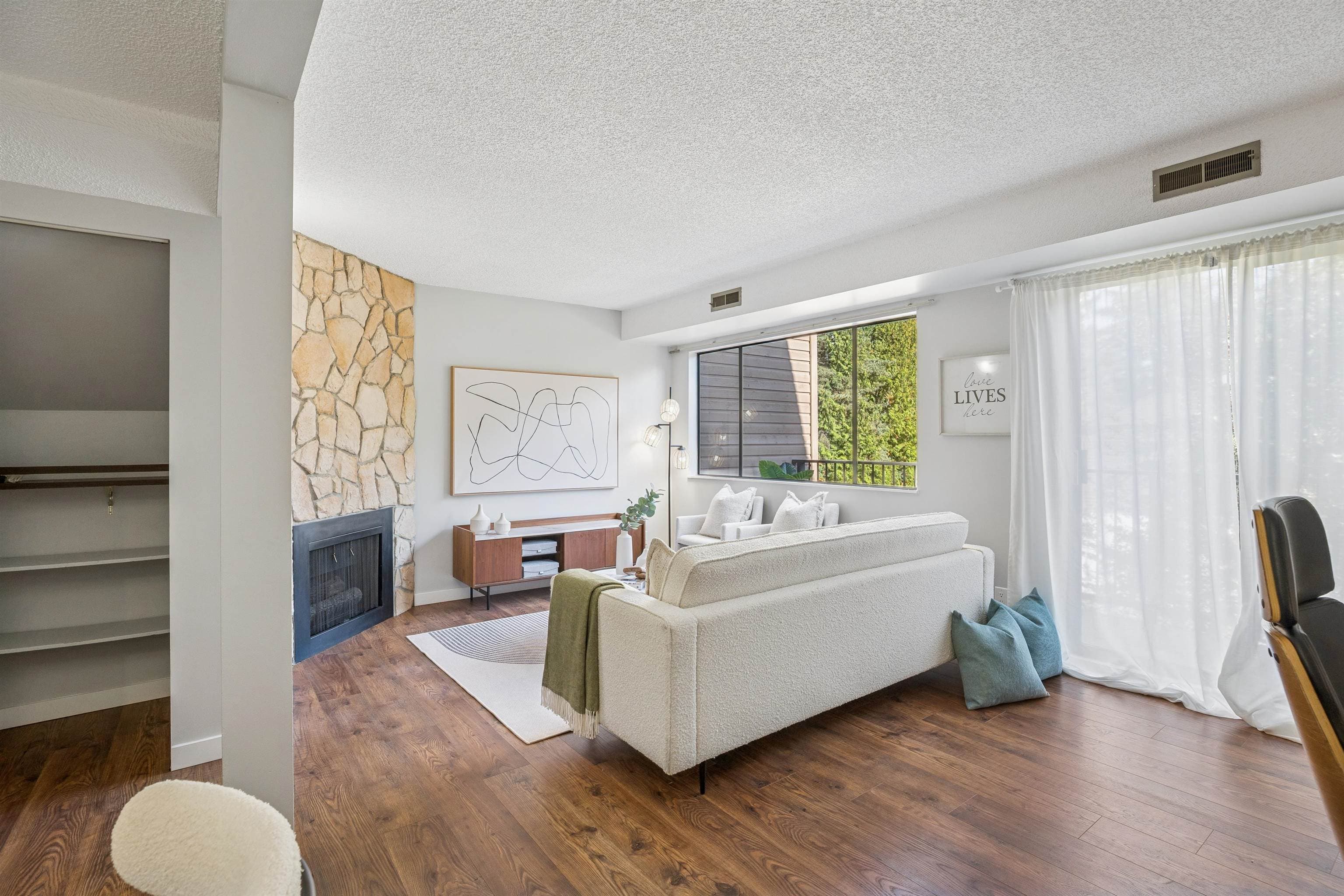 1825 Goleta Drive, Burnaby, V5A 1P6 — photo 5