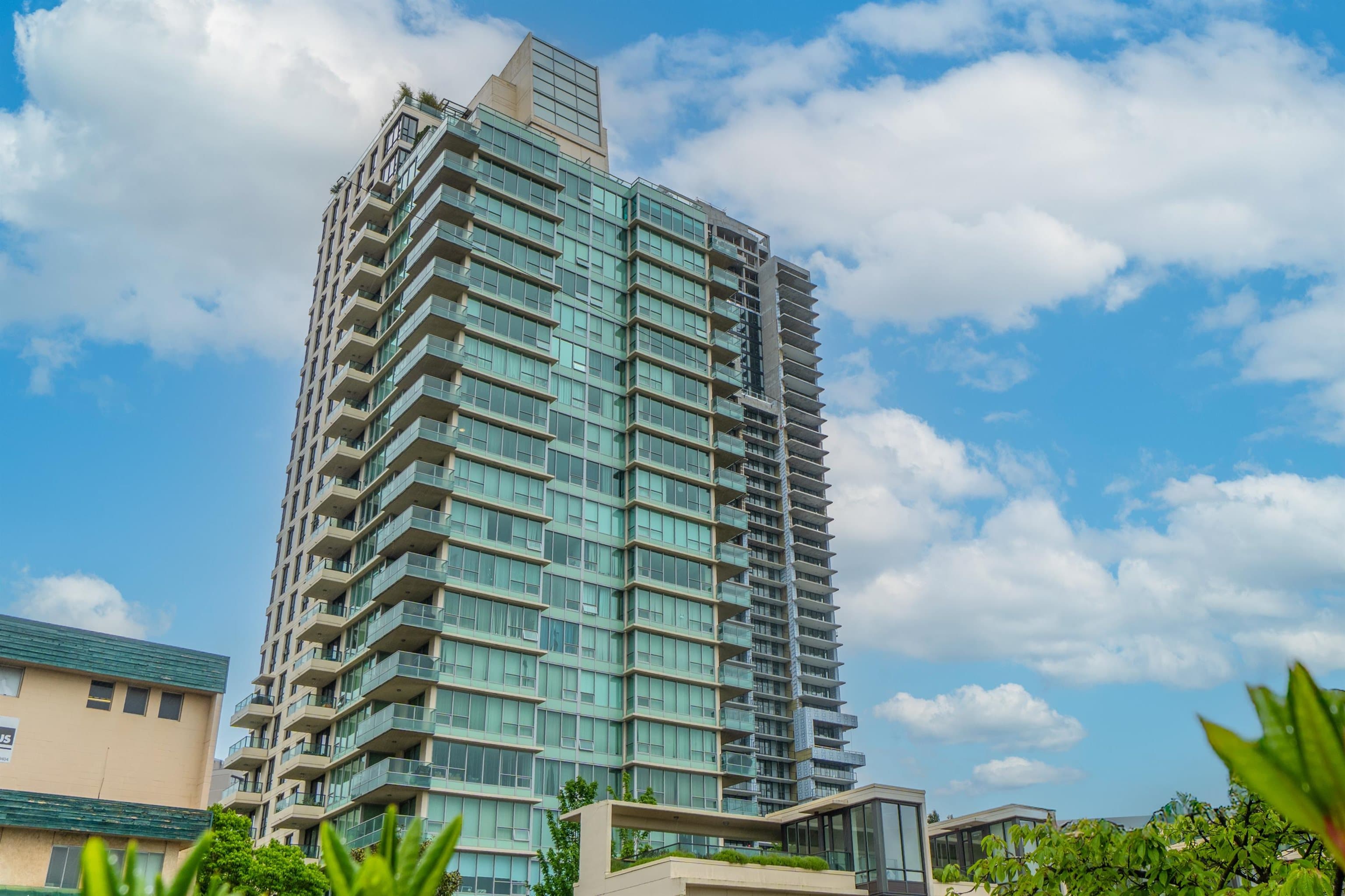 1901 - 2200 Douglas Road, Burnaby