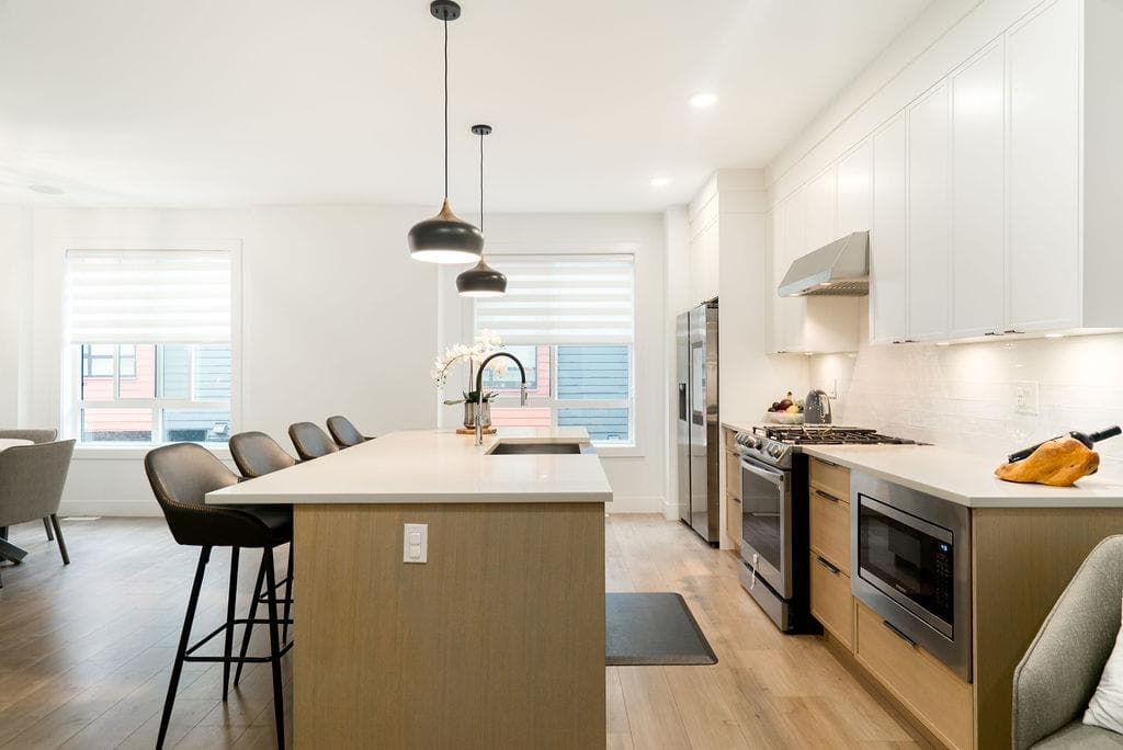 106 - 3503 Gislason Avenue, Coquitlam, V3E 0T1 — photo 3