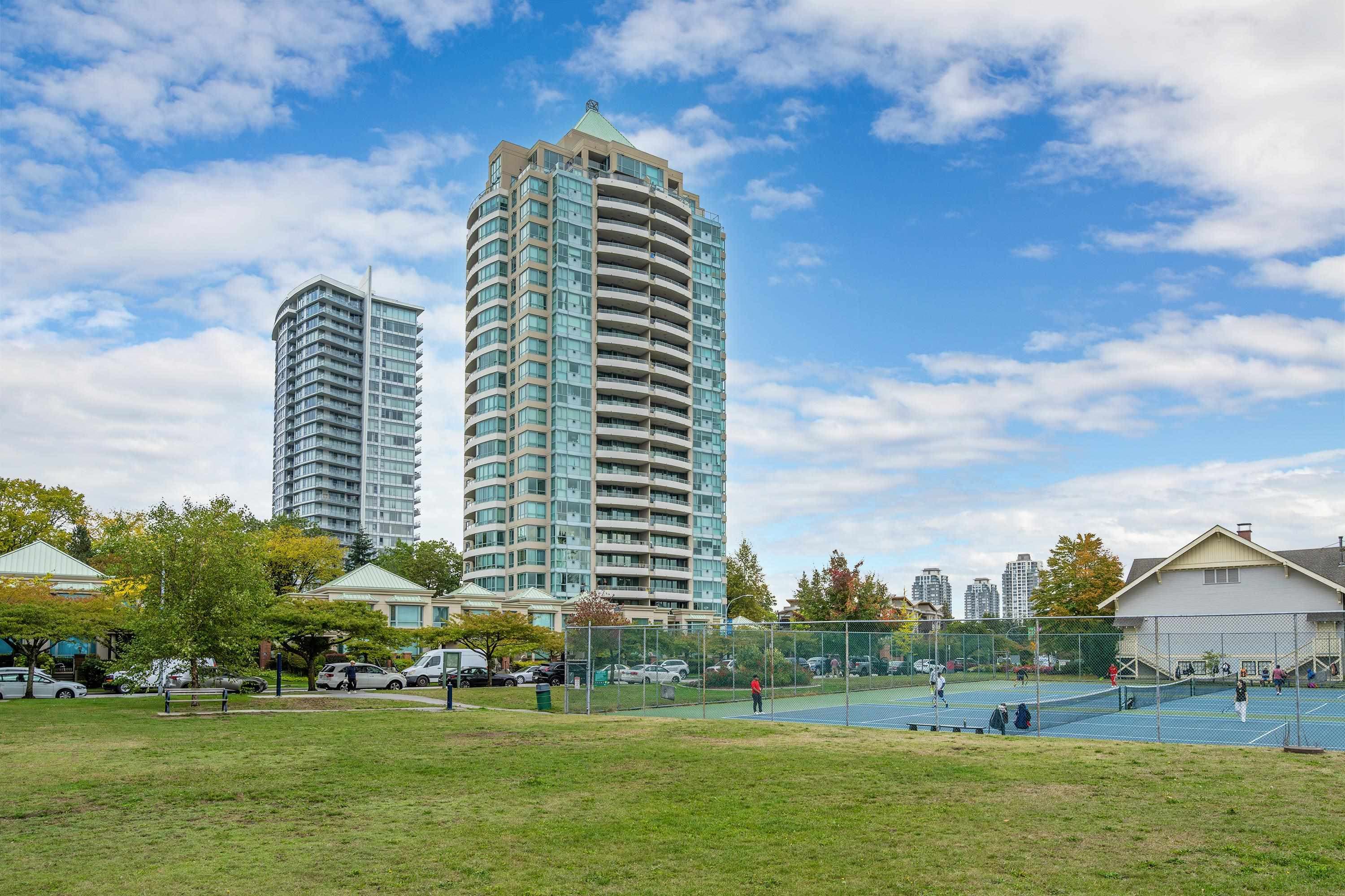 1803 - 6659 Southoaks Crescent, Burnaby, V5E 4M9 — photo 1