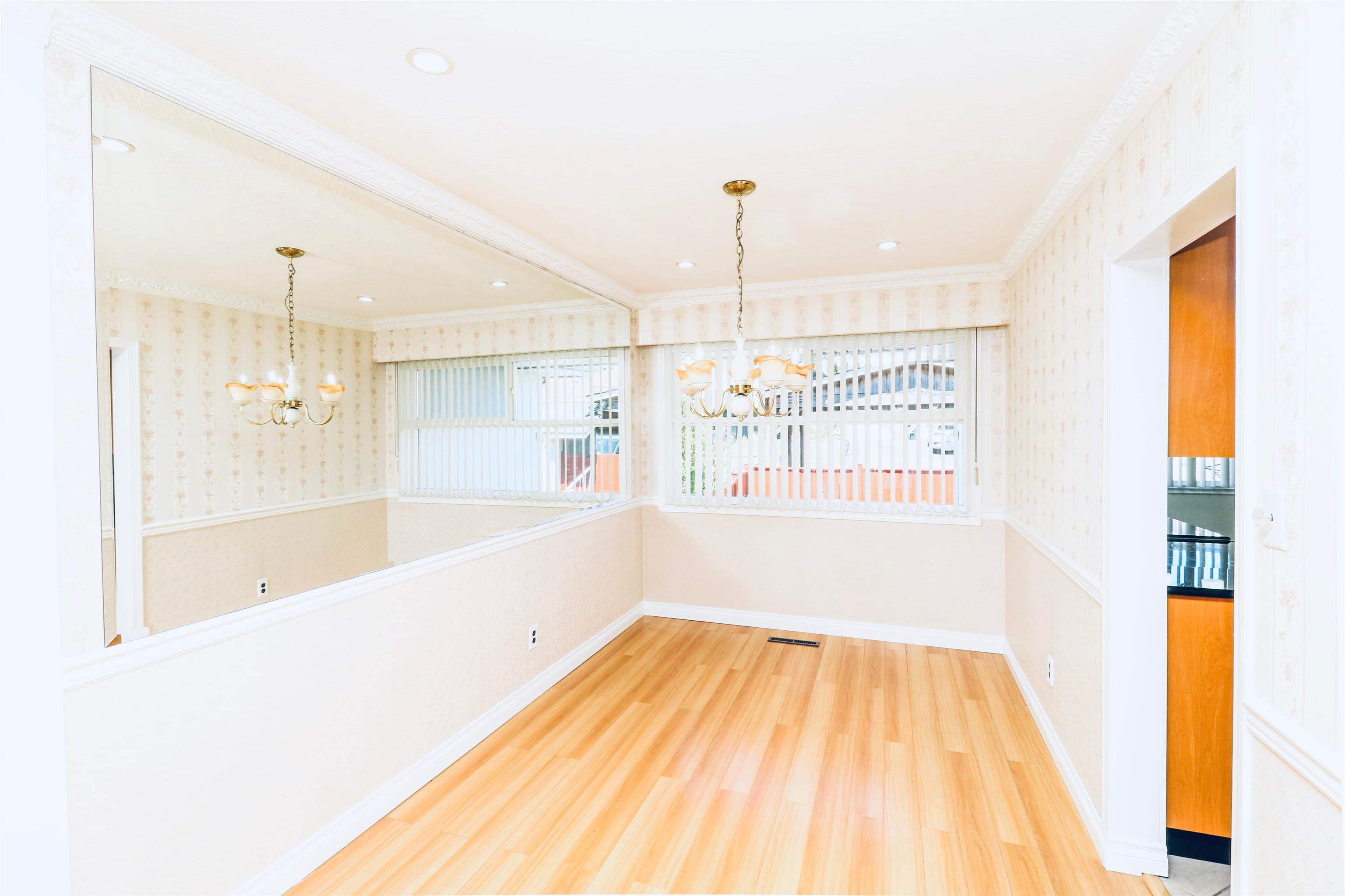 4459 Rumble Street, Burnaby, V5J 2A4 — photo 4