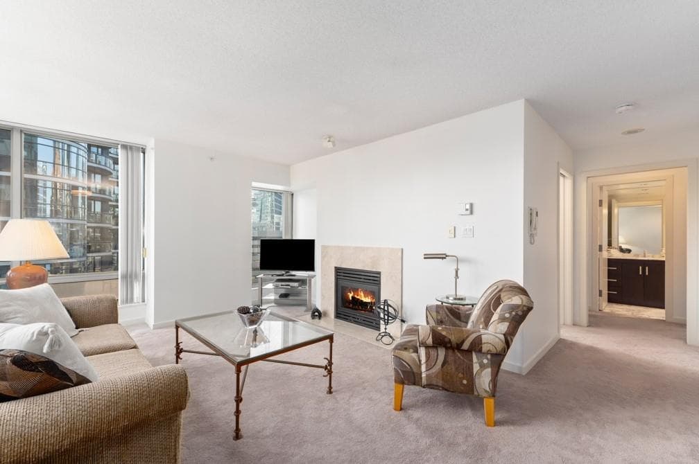 1704 - 837 W Hastings Street, Vancouver, V6C 1C6 — photo 4