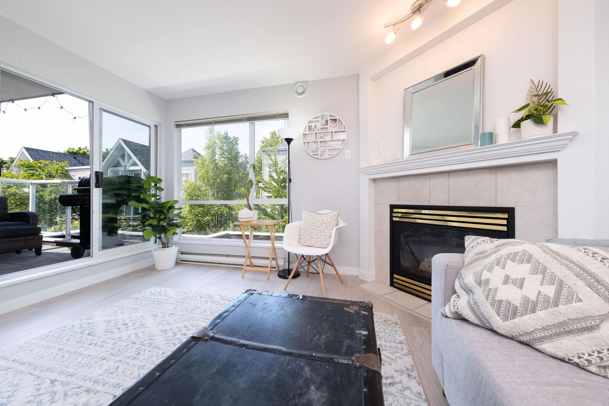 305 - 789 W 16 Avenue, Vancouver