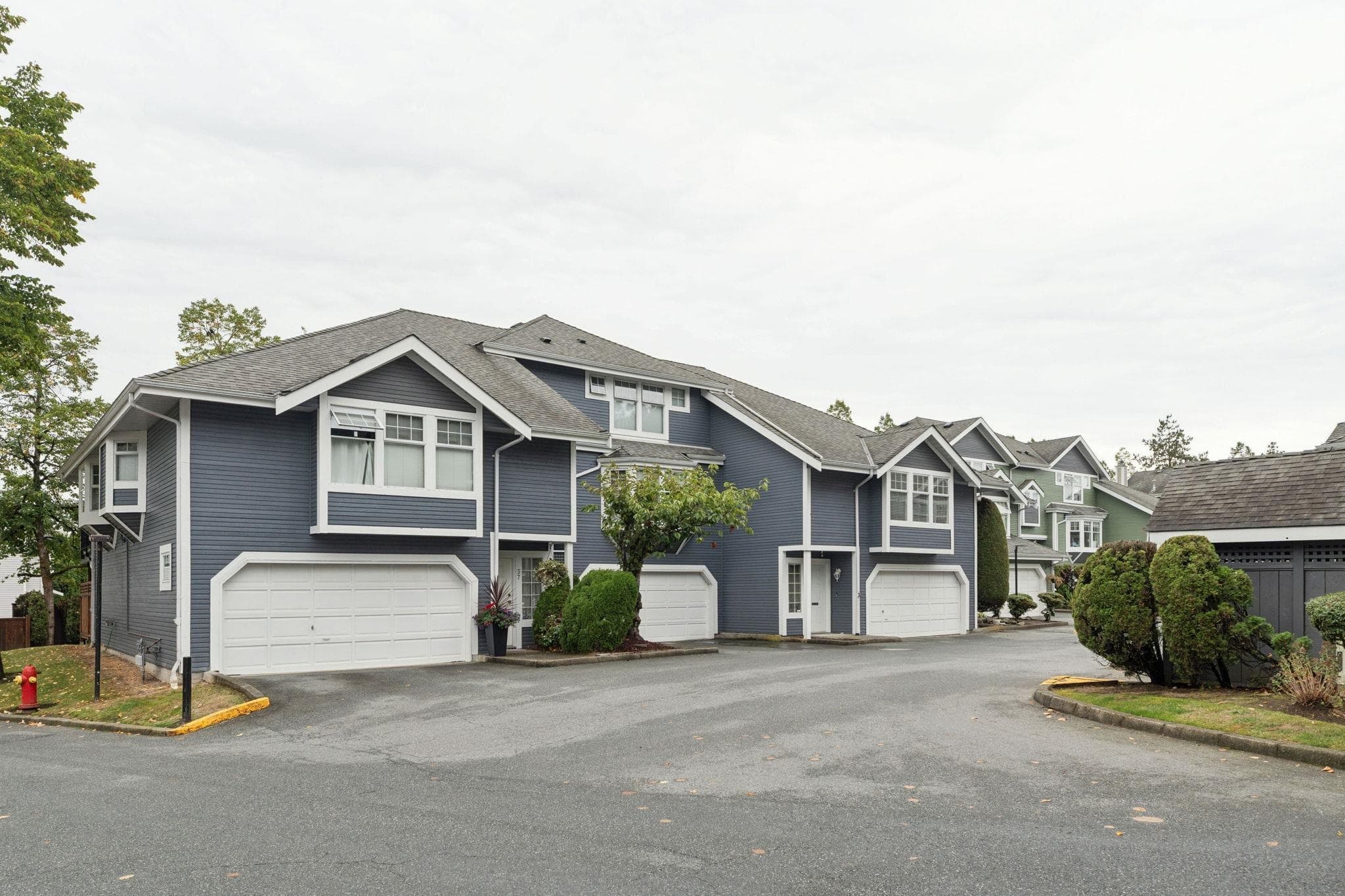 39 - 1140 Falcon Drive, Coquitlam — sold
