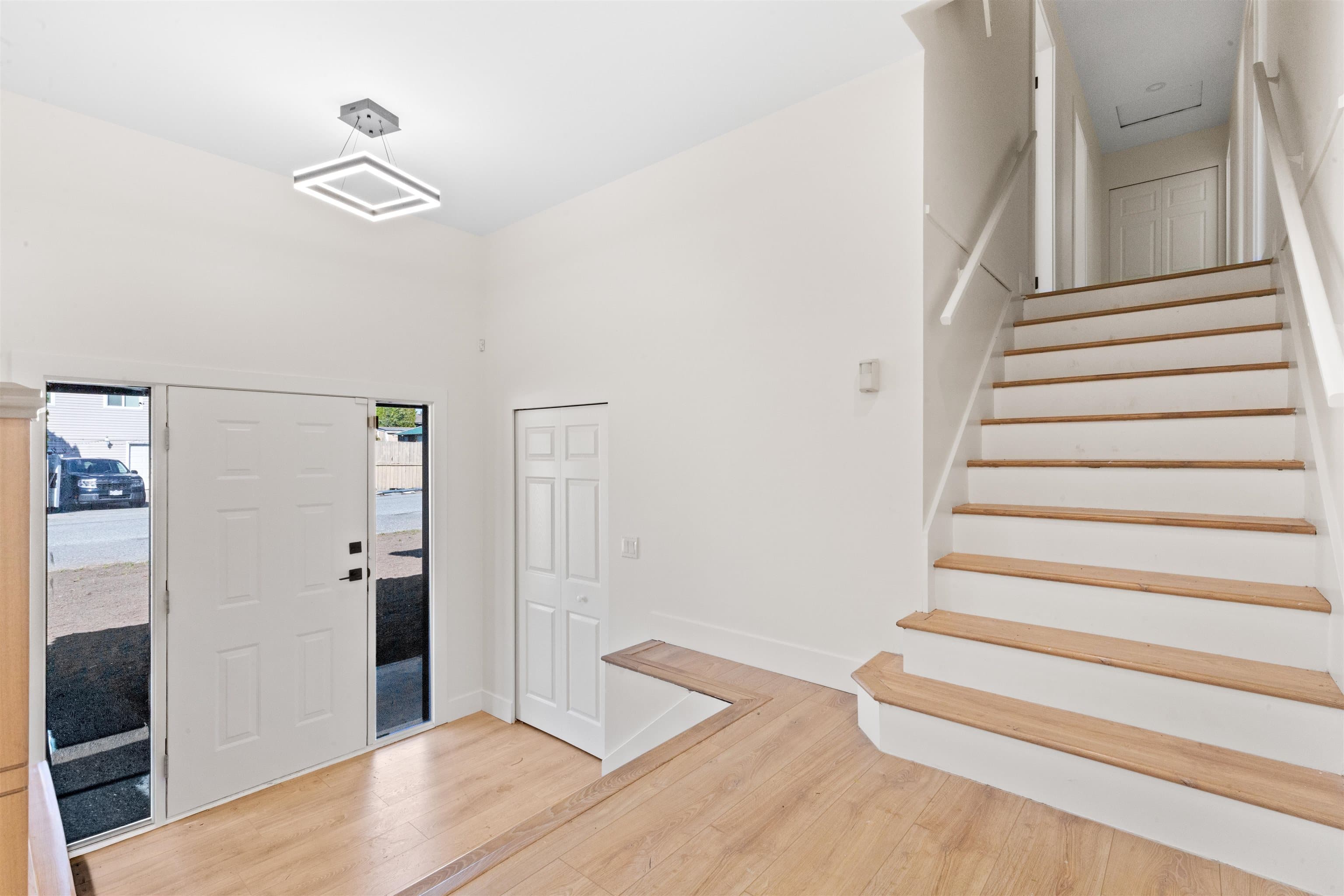 20306 116 Avenue, Maple Ridge, V2X 1Y3 — photo 3