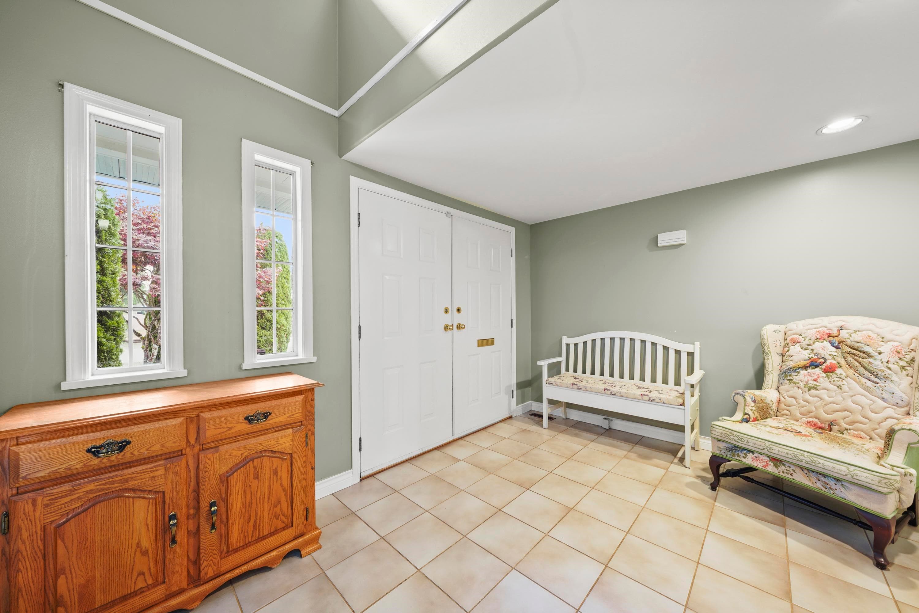 12451 223 Street, Maple Ridge, V2X 5Y8 — photo 2
