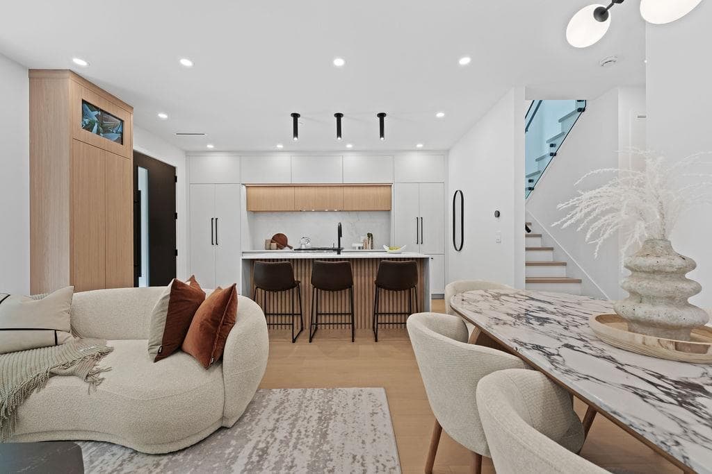 1 - 3880 W 23rd Avenue, Vancouver