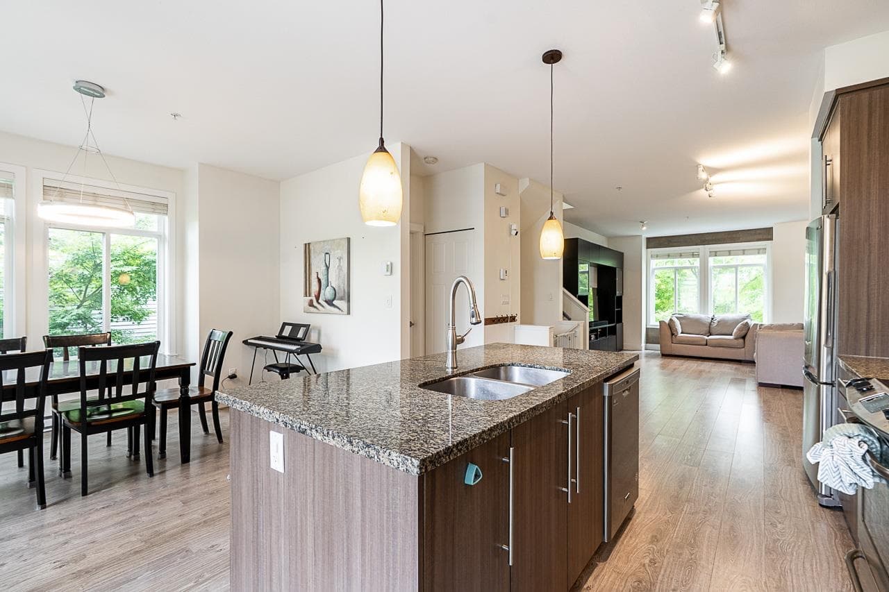 6 - 8250 209b Street, Langley, V2Y 0J7 — photo 2