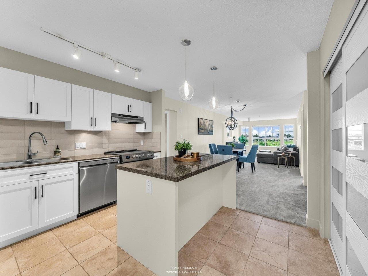 225 - 19673 Meadow Gardens Way, Pitt Meadows, V3Y 0A1 — photo 4