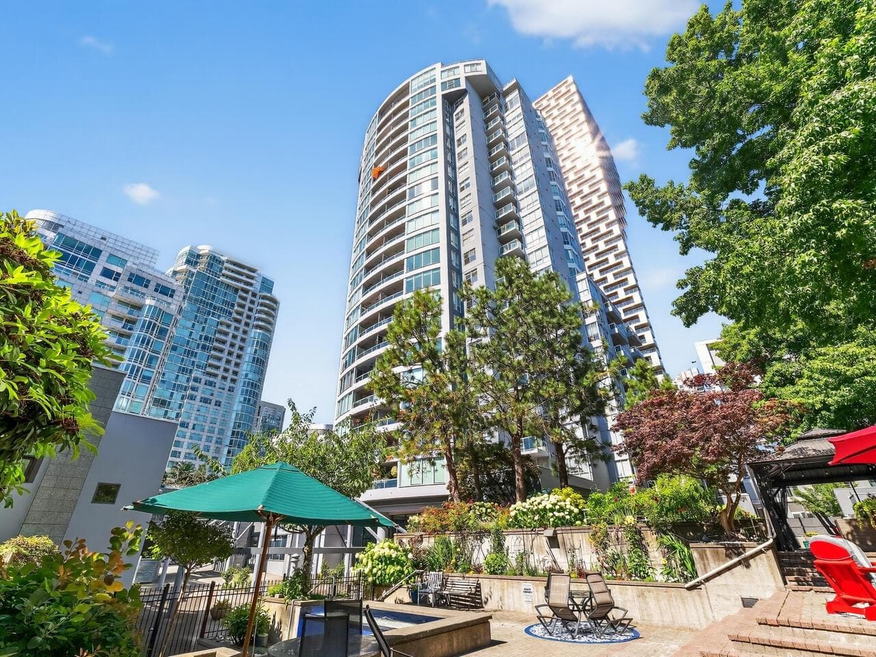 1701 - 1500 Howe Street, Vancouver, V6Z 2M8 — photo 2