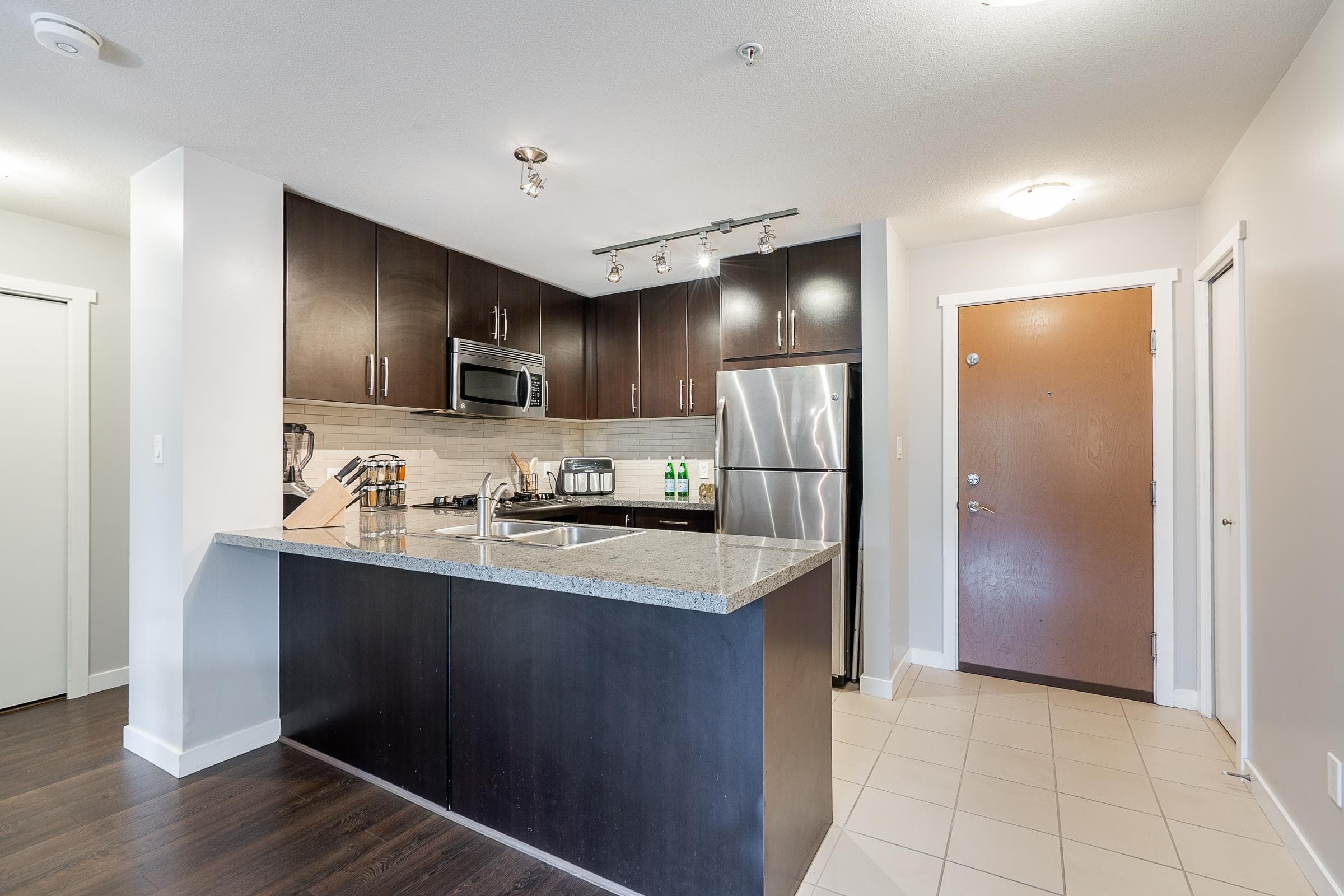 315 - 701 Klahanie Drive, Port Moody, V3H 5L6 — photo 3