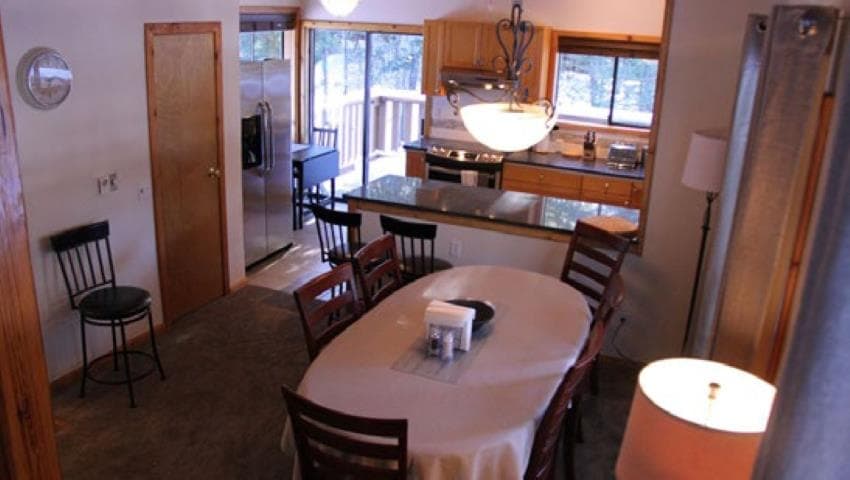 1201 Cheakamus Lake Road, Whistler, V0N 1B1 — photo 3