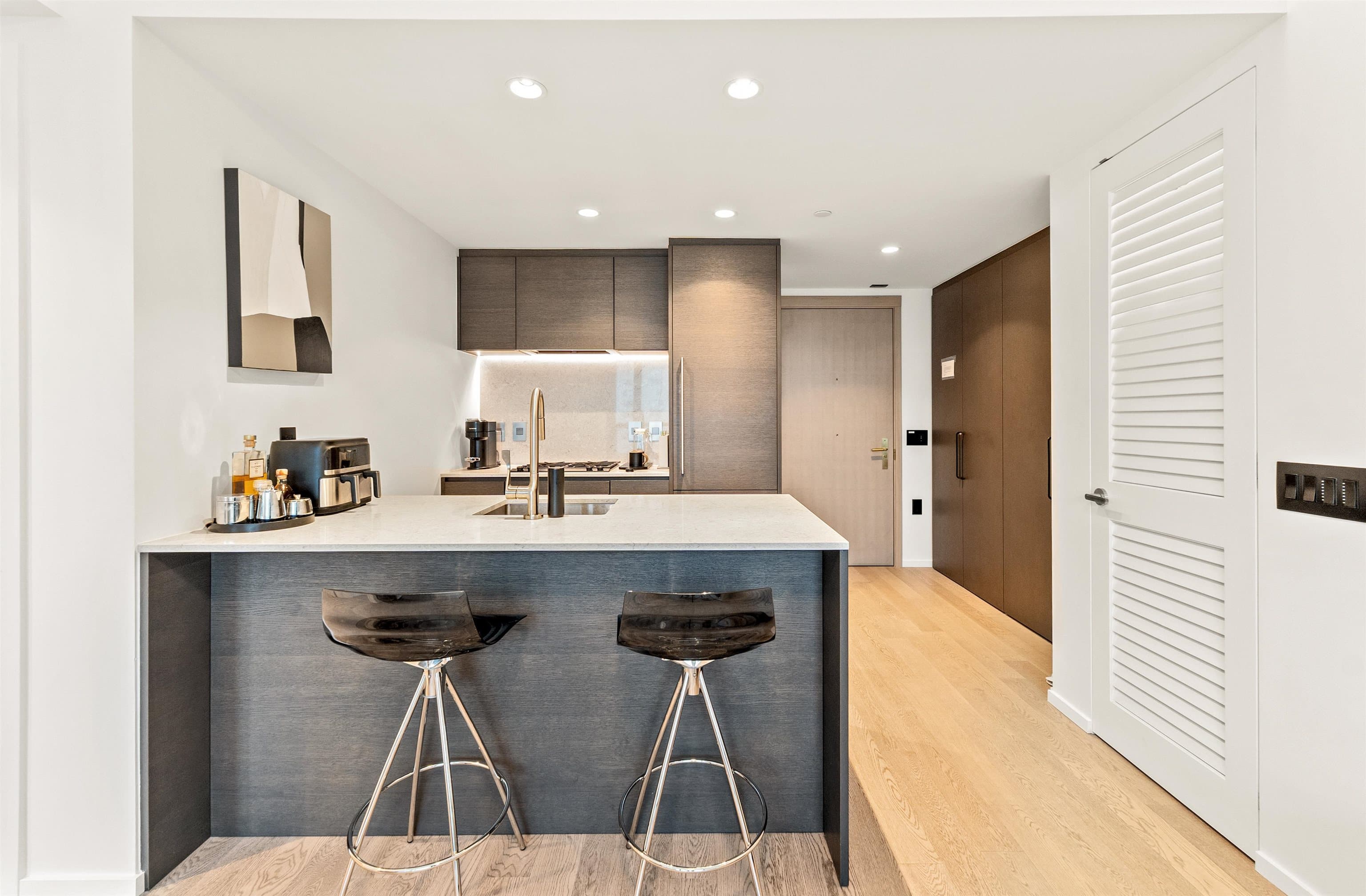 1304 - 1482 Robson Street, Vancouver, V6G 1B9 — photo 3