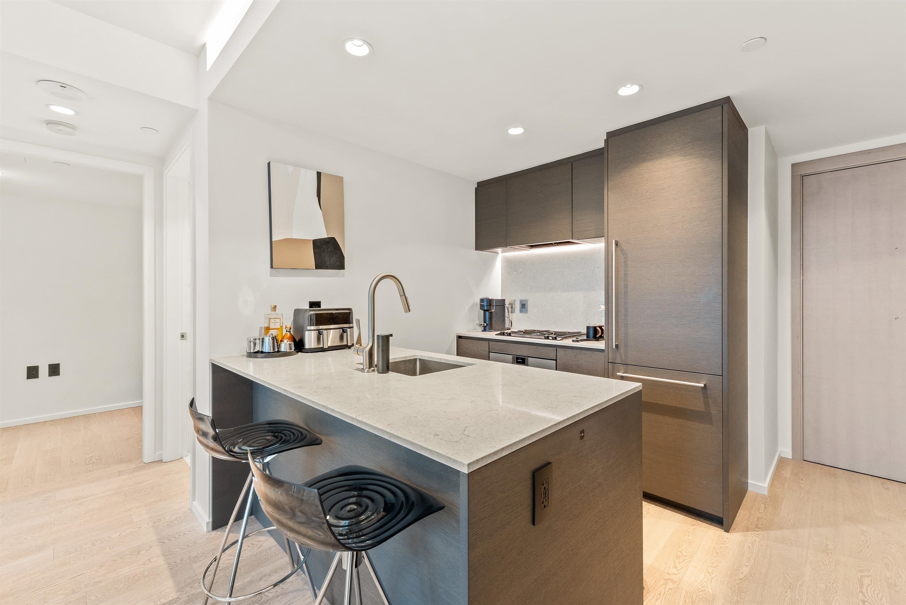 1304 - 1482 Robson Street, Vancouver, V6G 1B9 — photo 4