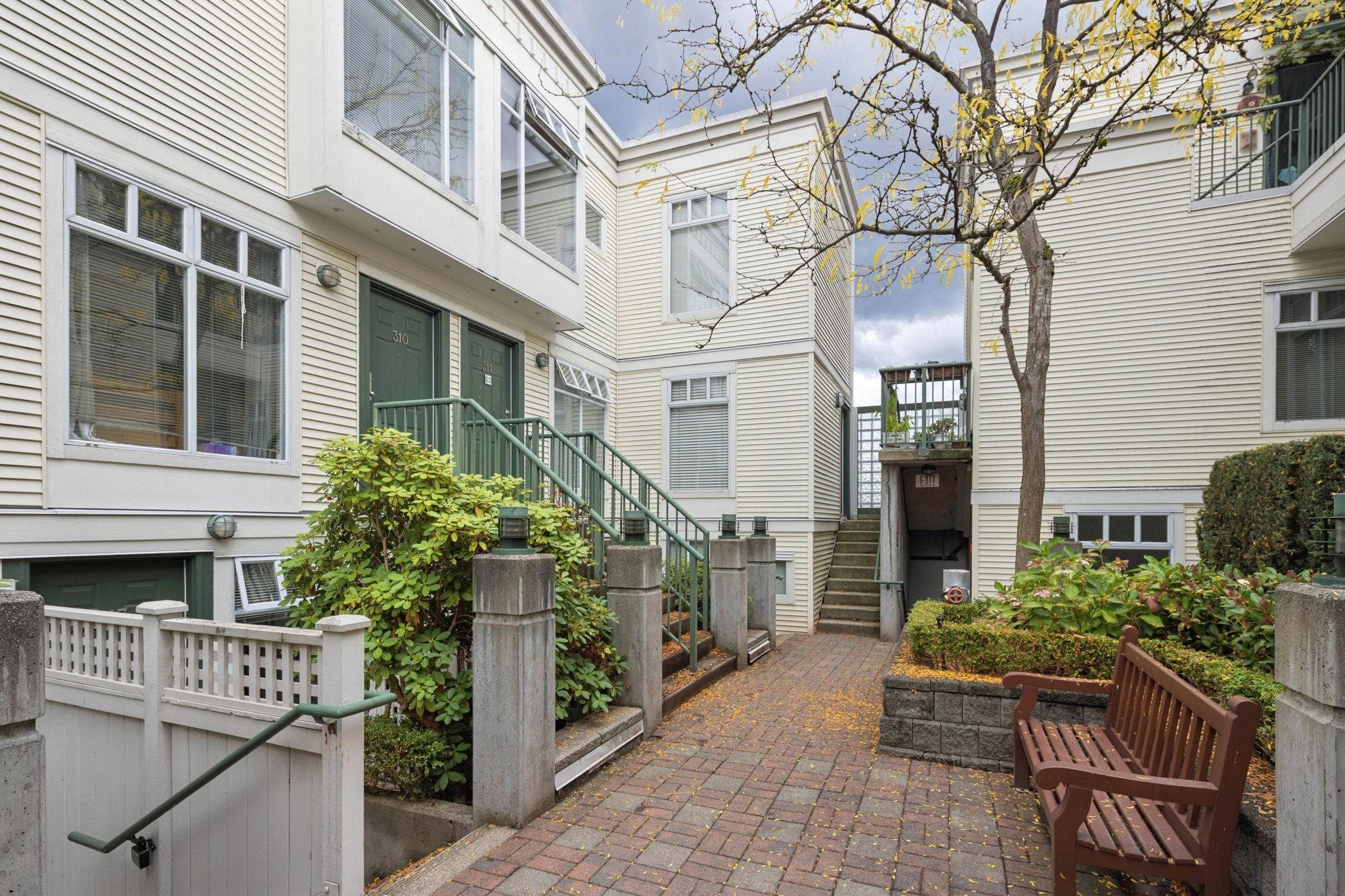 311 - 3727 W 10th Avenue, Vancouver