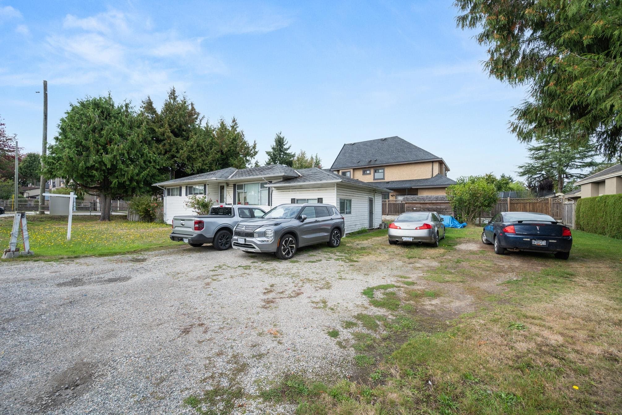 12411 78 Avenue, Surrey, V3W 2X5 — photo 4