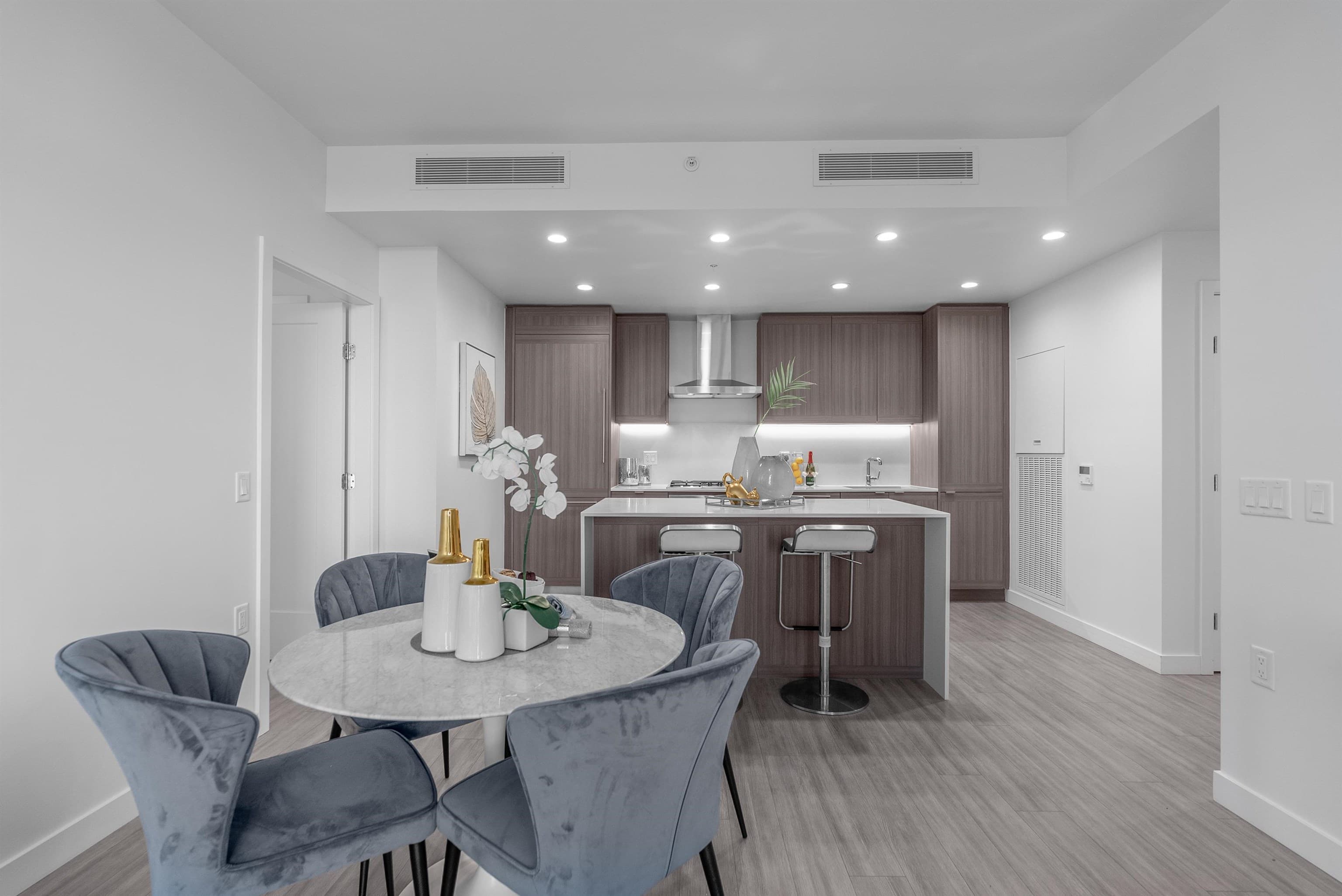 2702 - 2311 Beta Avenue, Burnaby, V5C 0M1 — photo 4